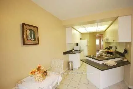 Photo 9 of Unit 2, 455 Apache Court, Mississauga, Hurontario — HOMEH