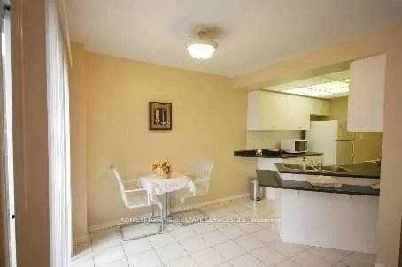 Photo 11 of Unit 2, 455 Apache Court, Mississauga, Hurontario — HOMEH