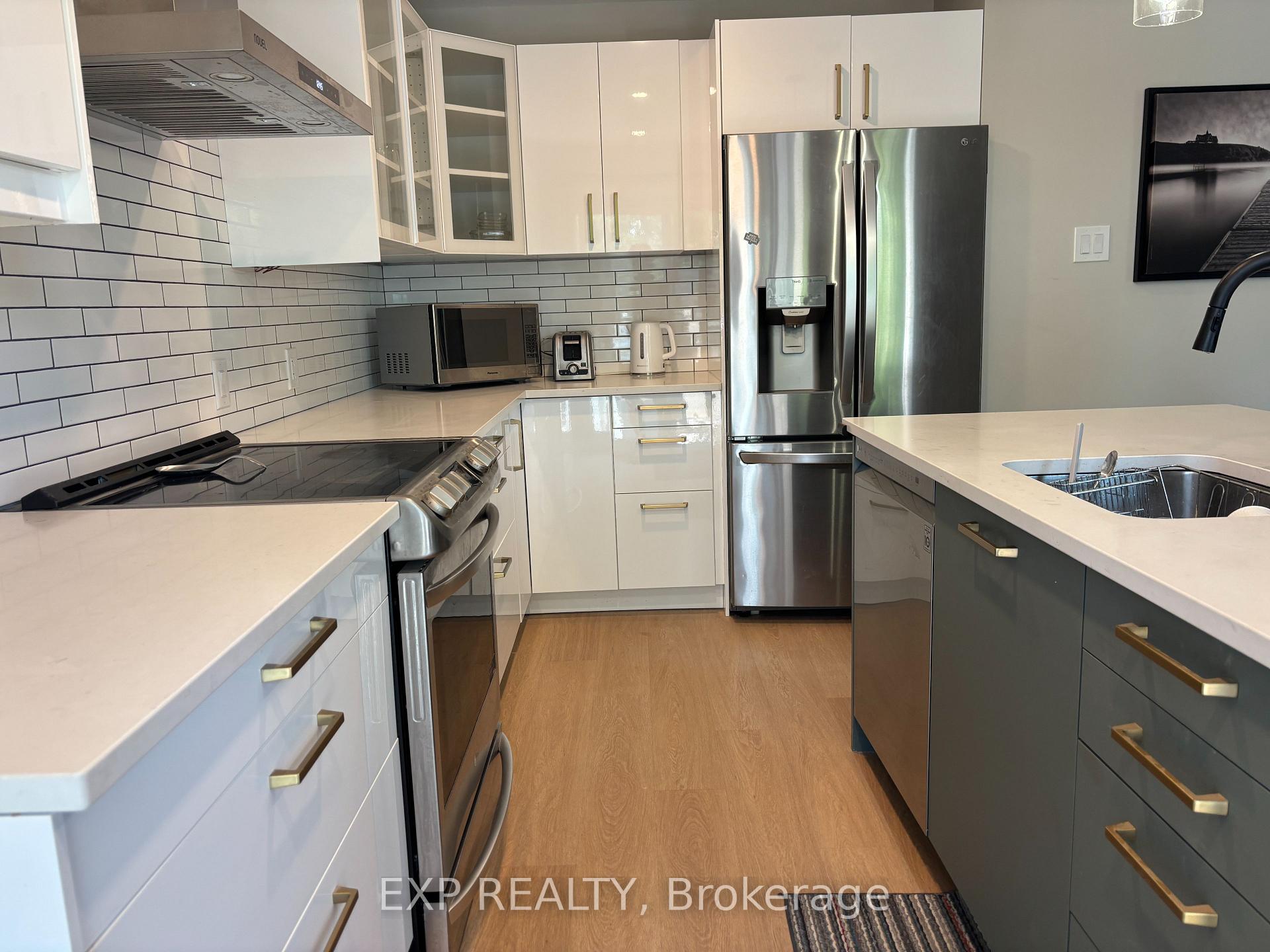 Photo 8 of 1381 Leigh Crescent, Ottawa, Carson Grove — HOMEH