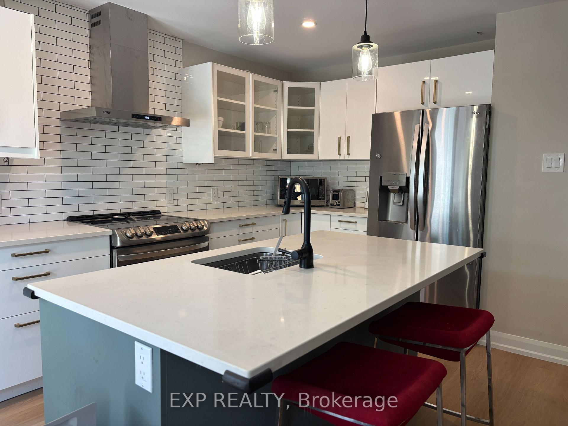 Photo 9 of 1381 Leigh Crescent, Ottawa, Carson Grove — HOMEH