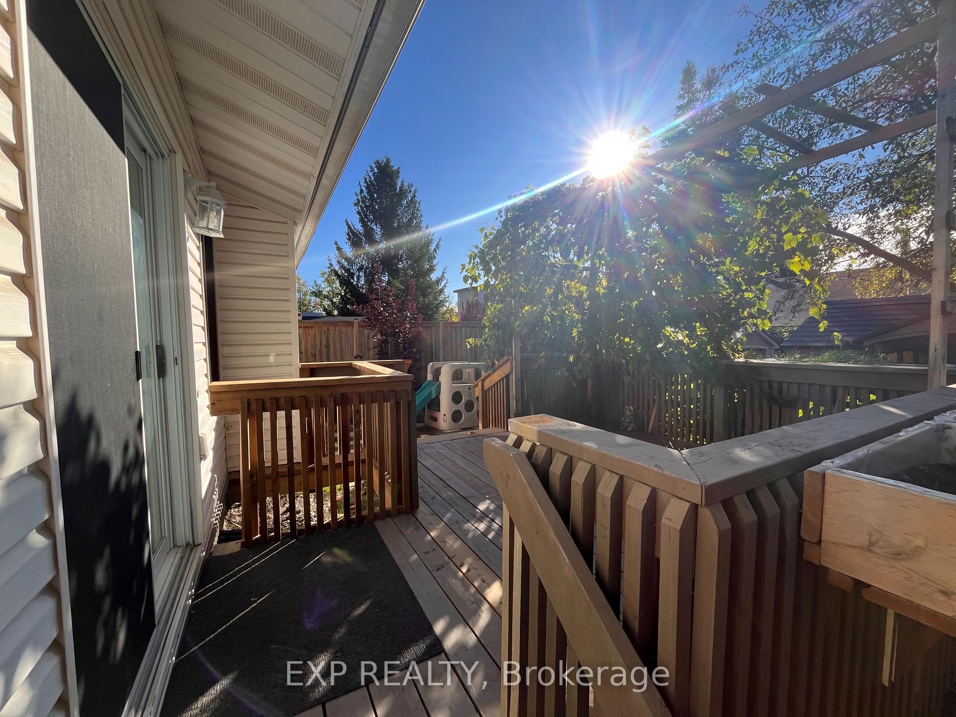 Photo 17 of 1381 Leigh Crescent, Ottawa, Carson Grove — HOMEH