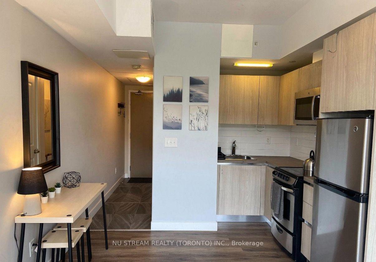 Photo 3 of Unit 202, 335 College Street, Toronto, Kensington-Chinatown — HOMEH
