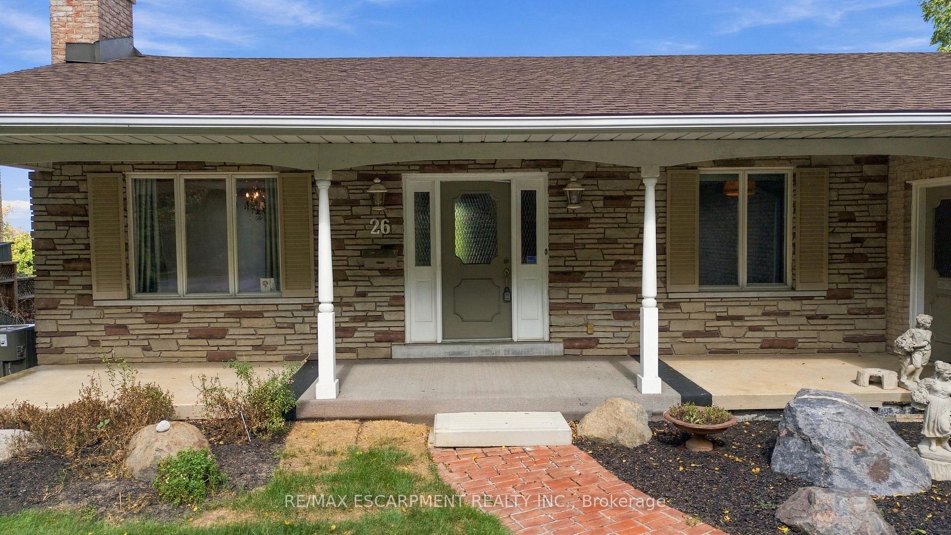 Photo 7 of 26 Leslie Drive, Hamilton, Stoney Creek — HOMEH
