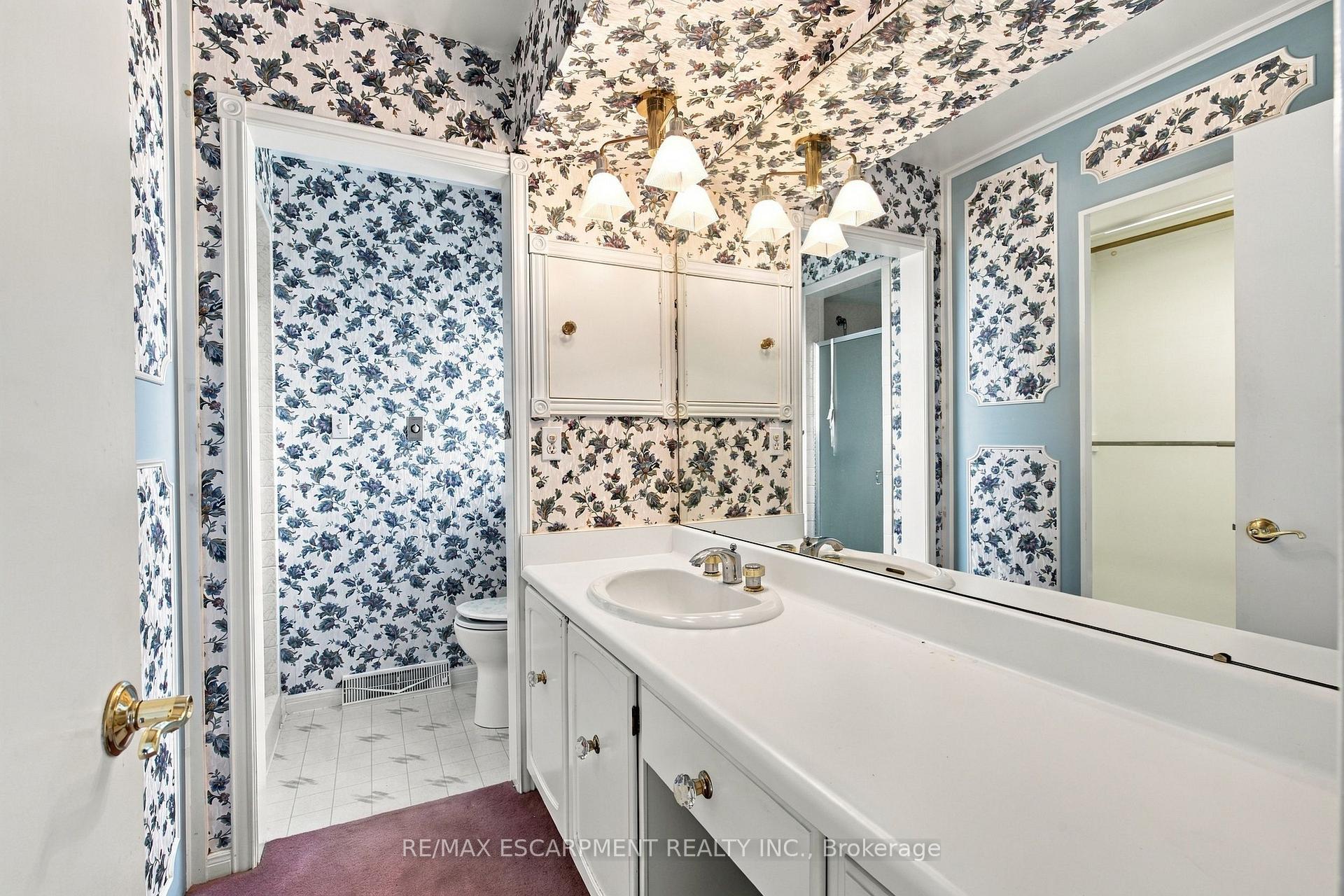 Photo 25 of 26 Leslie Drive, Hamilton, Stoney Creek — HOMEH