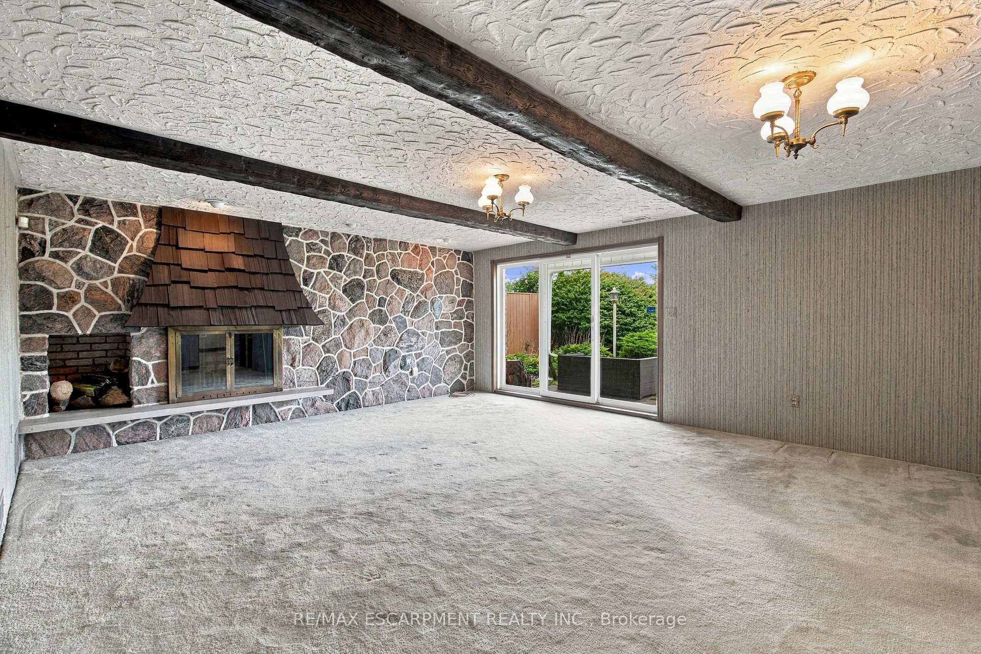 Photo 33 of 26 Leslie Drive, Hamilton, Stoney Creek — HOMEH