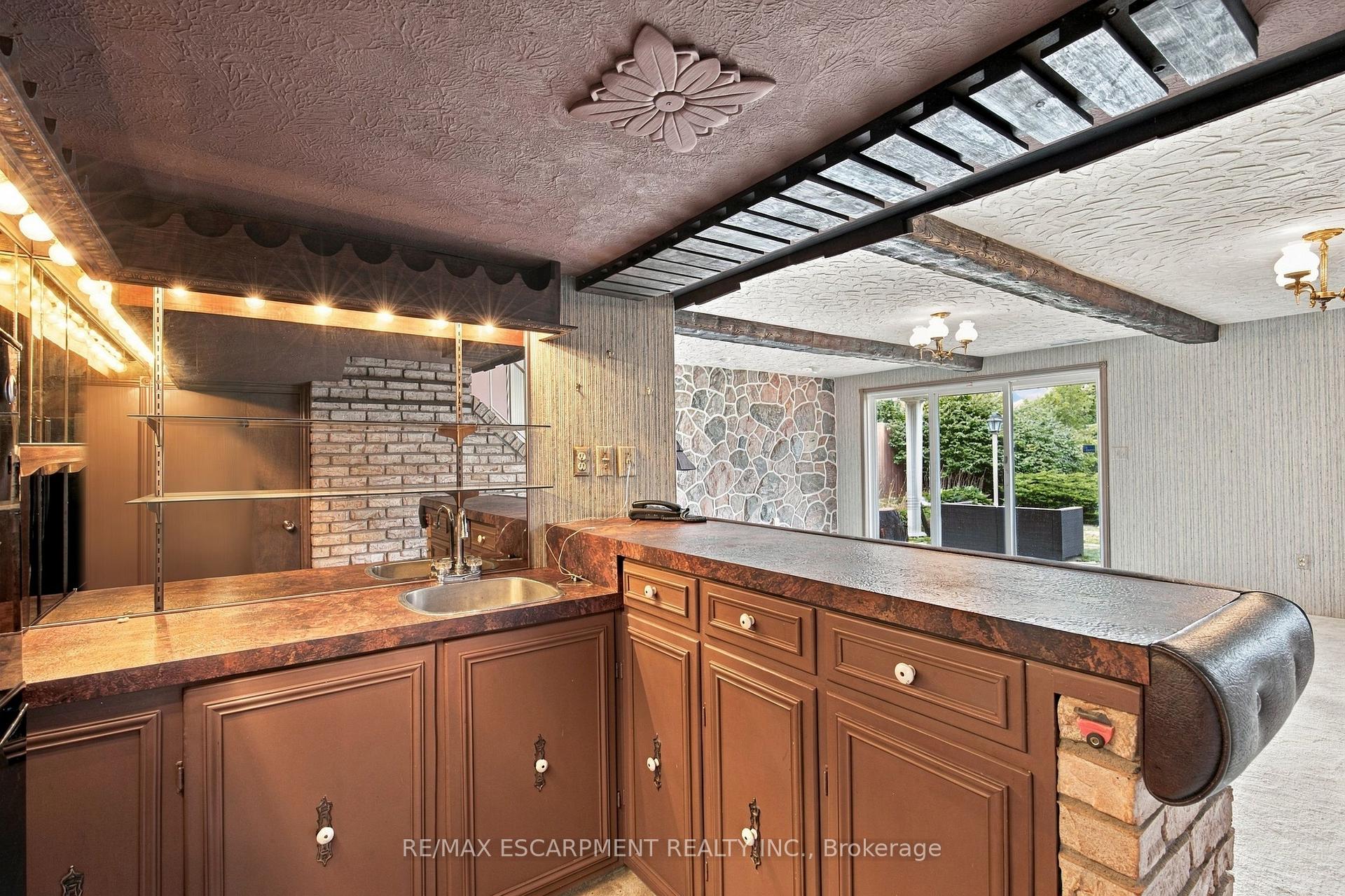 Photo 36 of 26 Leslie Drive, Hamilton, Stoney Creek — HOMEH