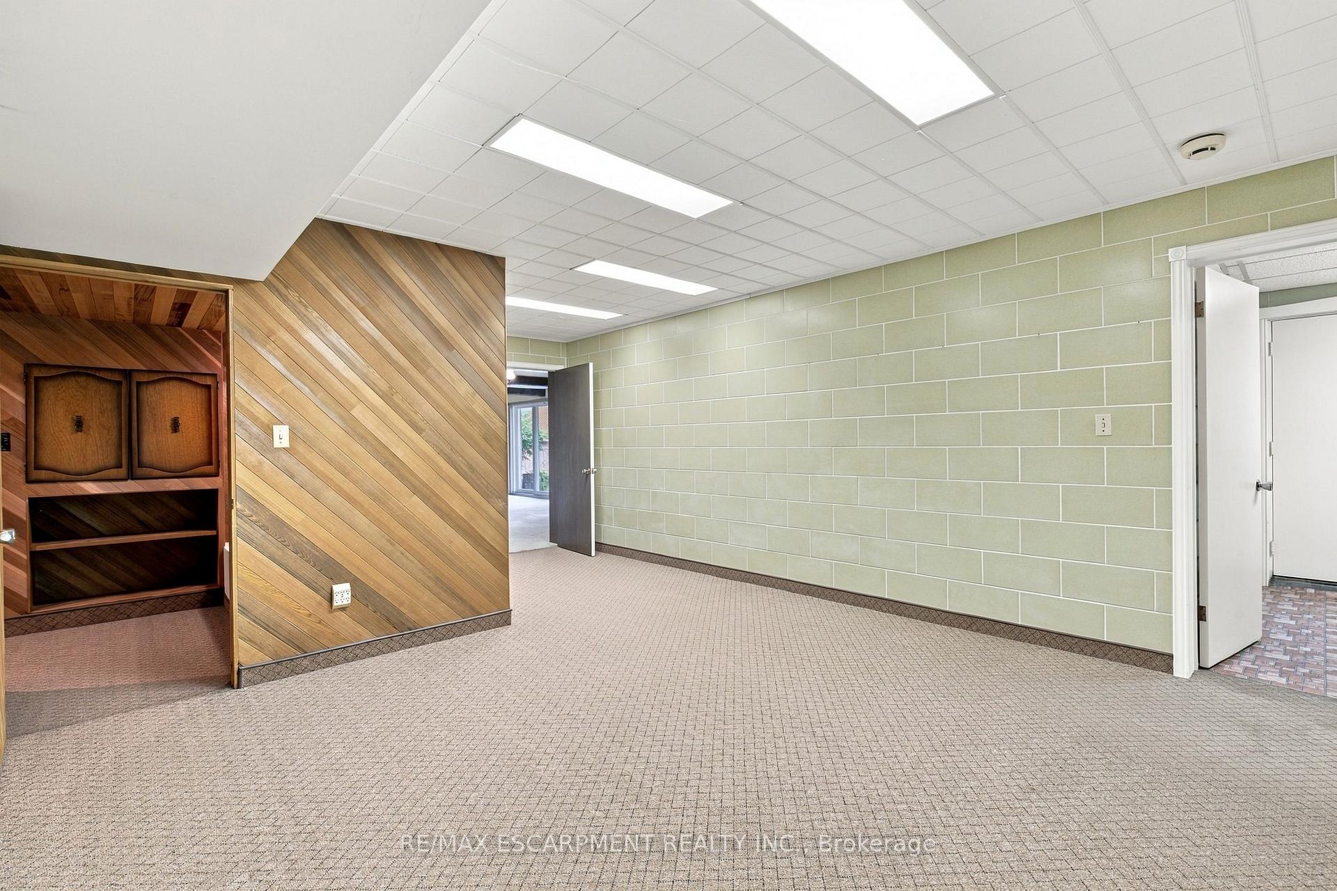 Photo 39 of 26 Leslie Drive, Hamilton, Stoney Creek — HOMEH