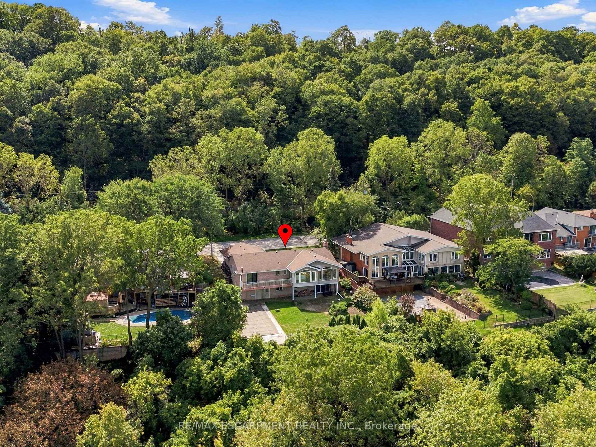 Photo 51 of 26 Leslie Drive, Hamilton, Stoney Creek — HOMEH