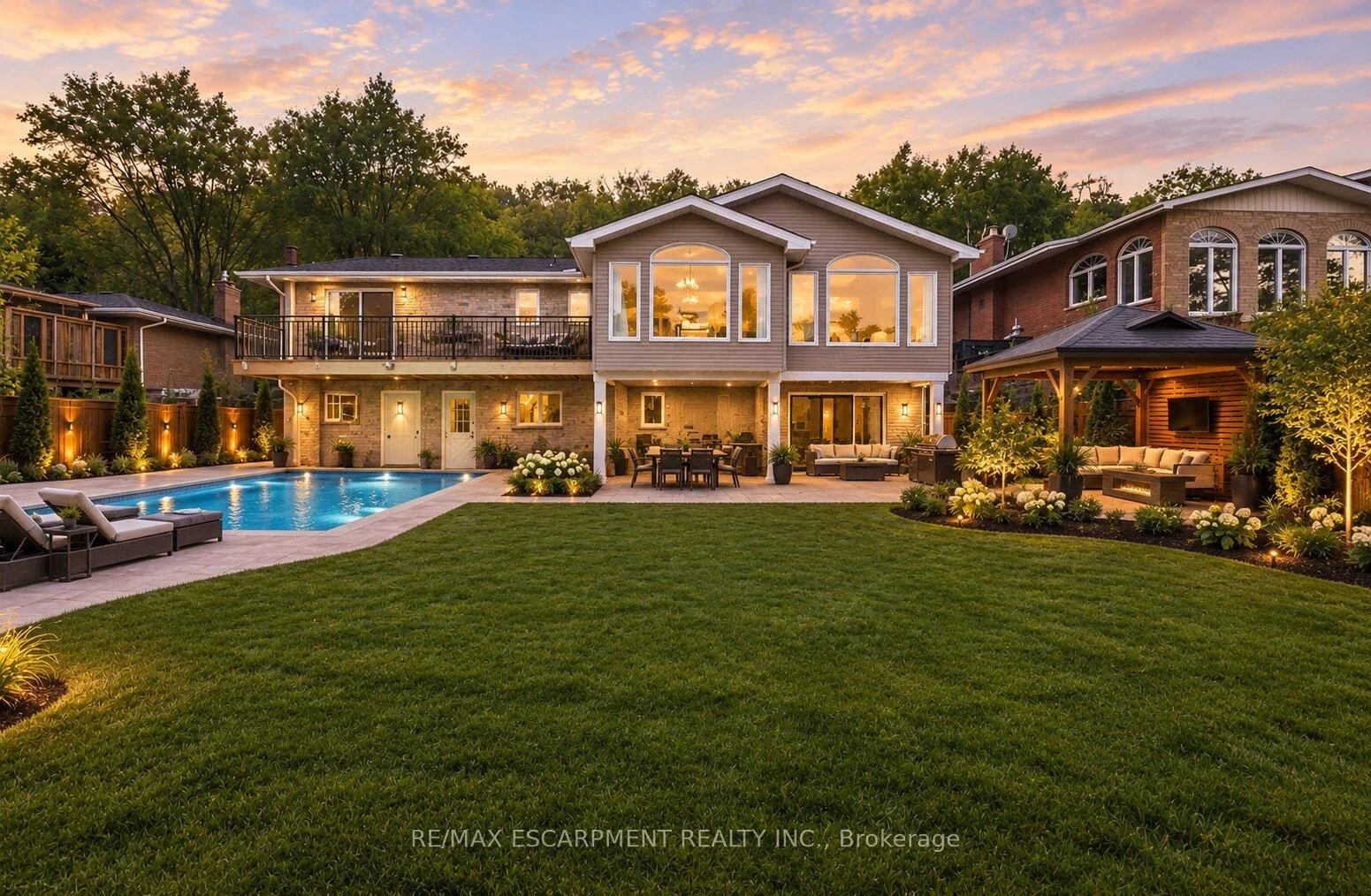 Photo 45 of 26 Leslie Drive, Hamilton, Stoney Creek — HOMEH