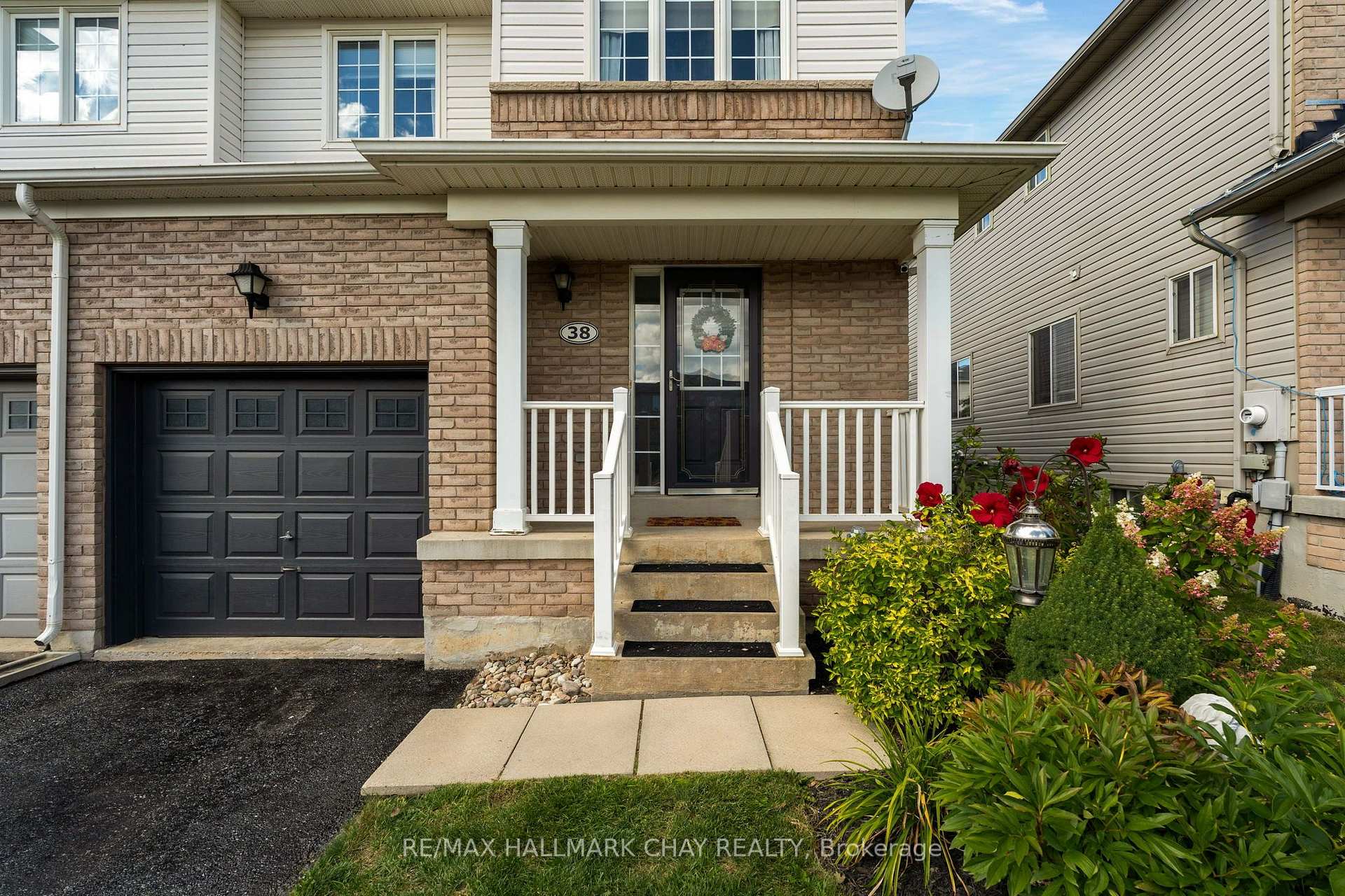 Photo 3 of 38 Admiral Crescent, Essa, Angus — HOMEH