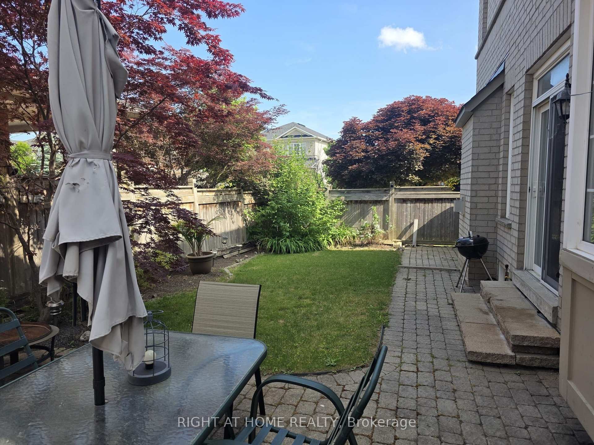 Photo 19 of 102 Cormorant Crescent, Vaughan, Vellore Village — HOMEH