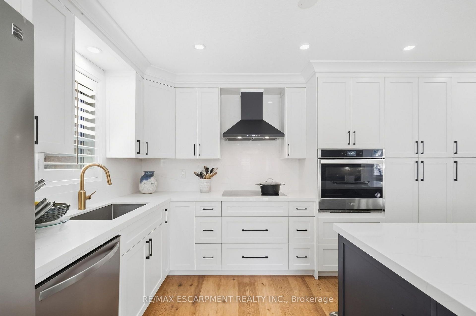 Photo 9 of 303 Webster Road, Hamilton, Stoney Creek — HOMEH