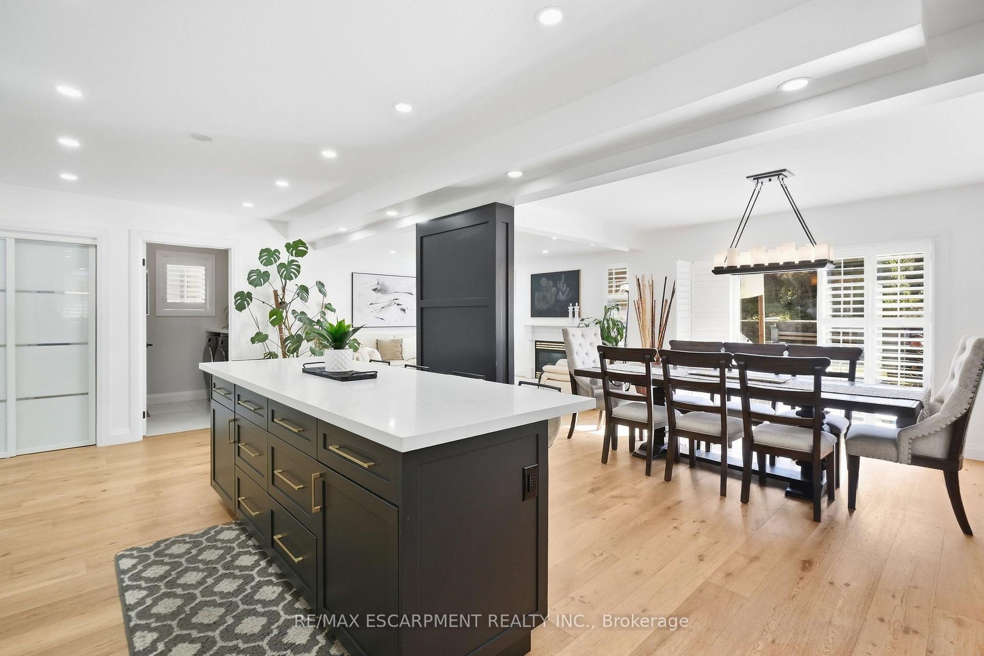 Photo 10 of 303 Webster Road, Hamilton, Stoney Creek — HOMEH