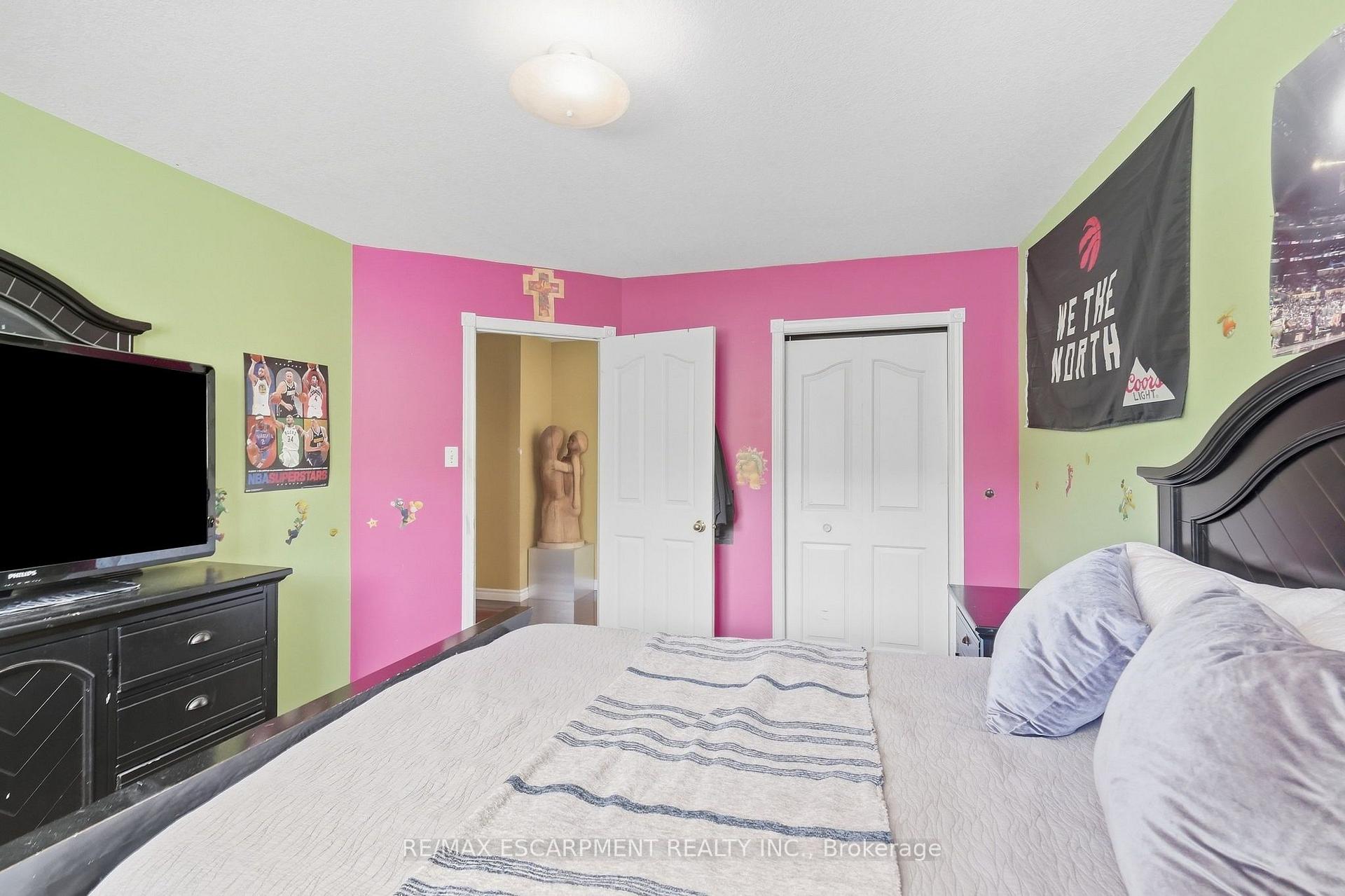 Photo 26 of 303 Webster Road, Hamilton, Stoney Creek — HOMEH