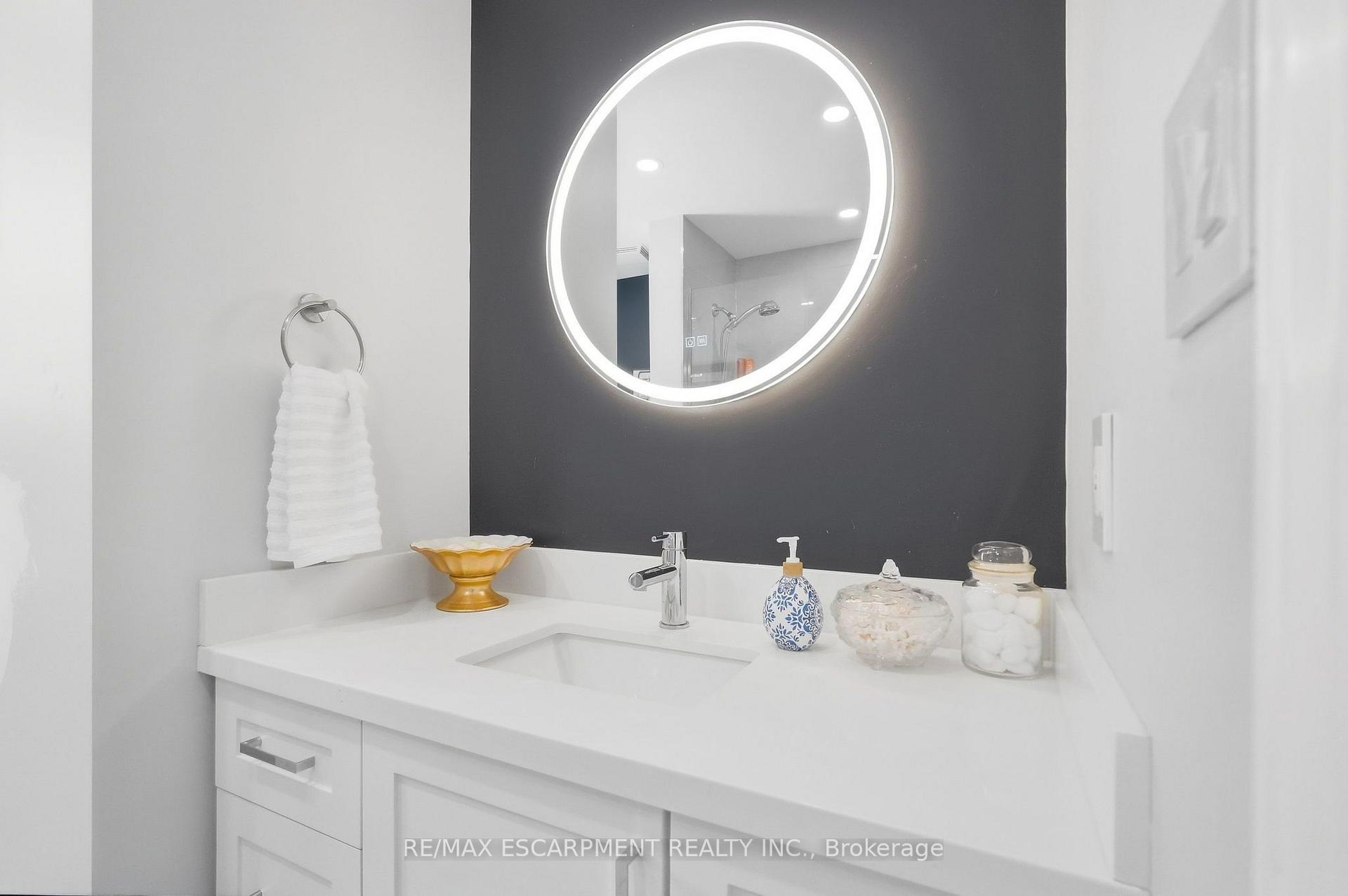 Photo 27 of 303 Webster Road, Hamilton, Stoney Creek — HOMEH