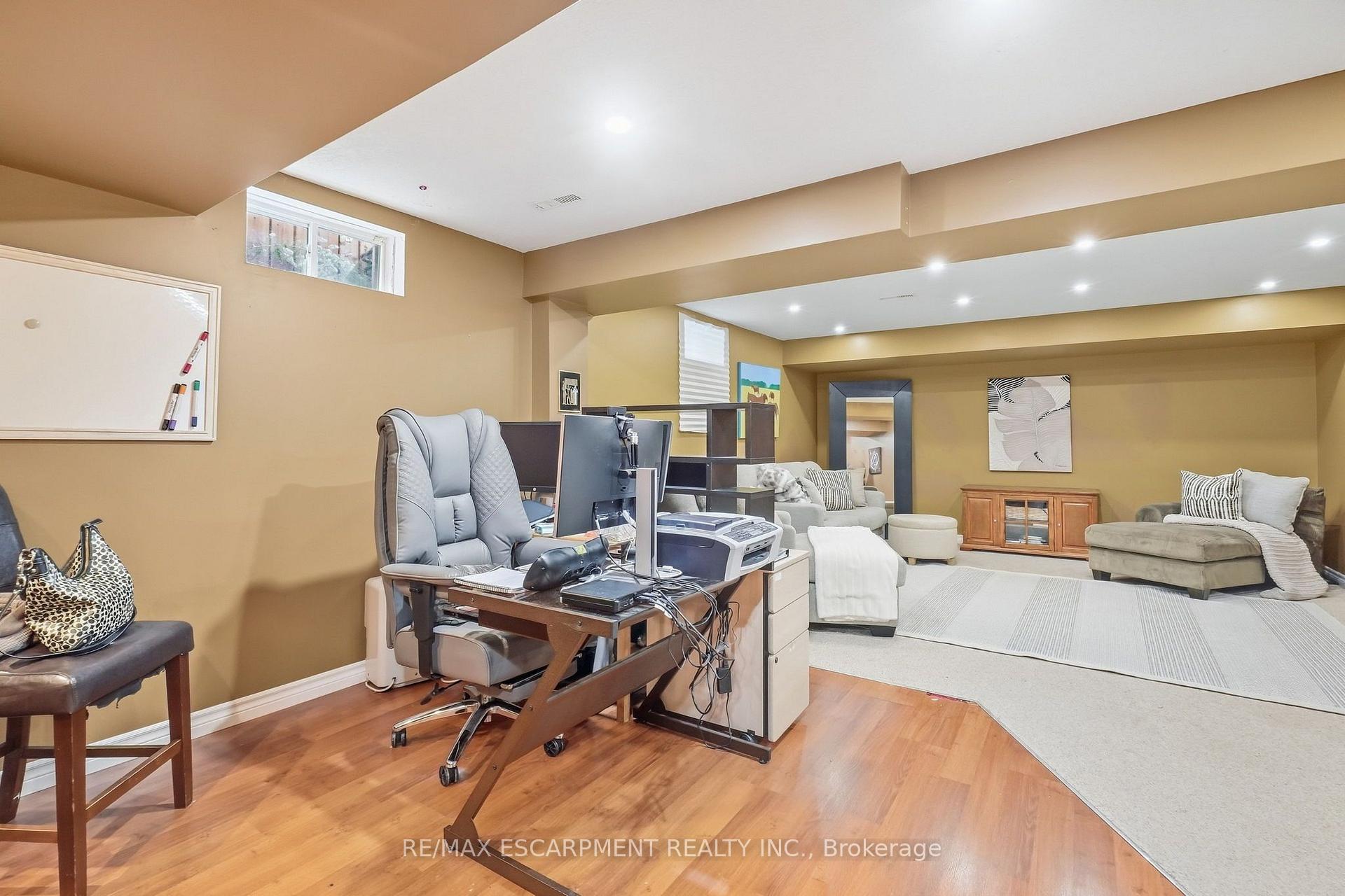 Photo 31 of 303 Webster Road, Hamilton, Stoney Creek — HOMEH