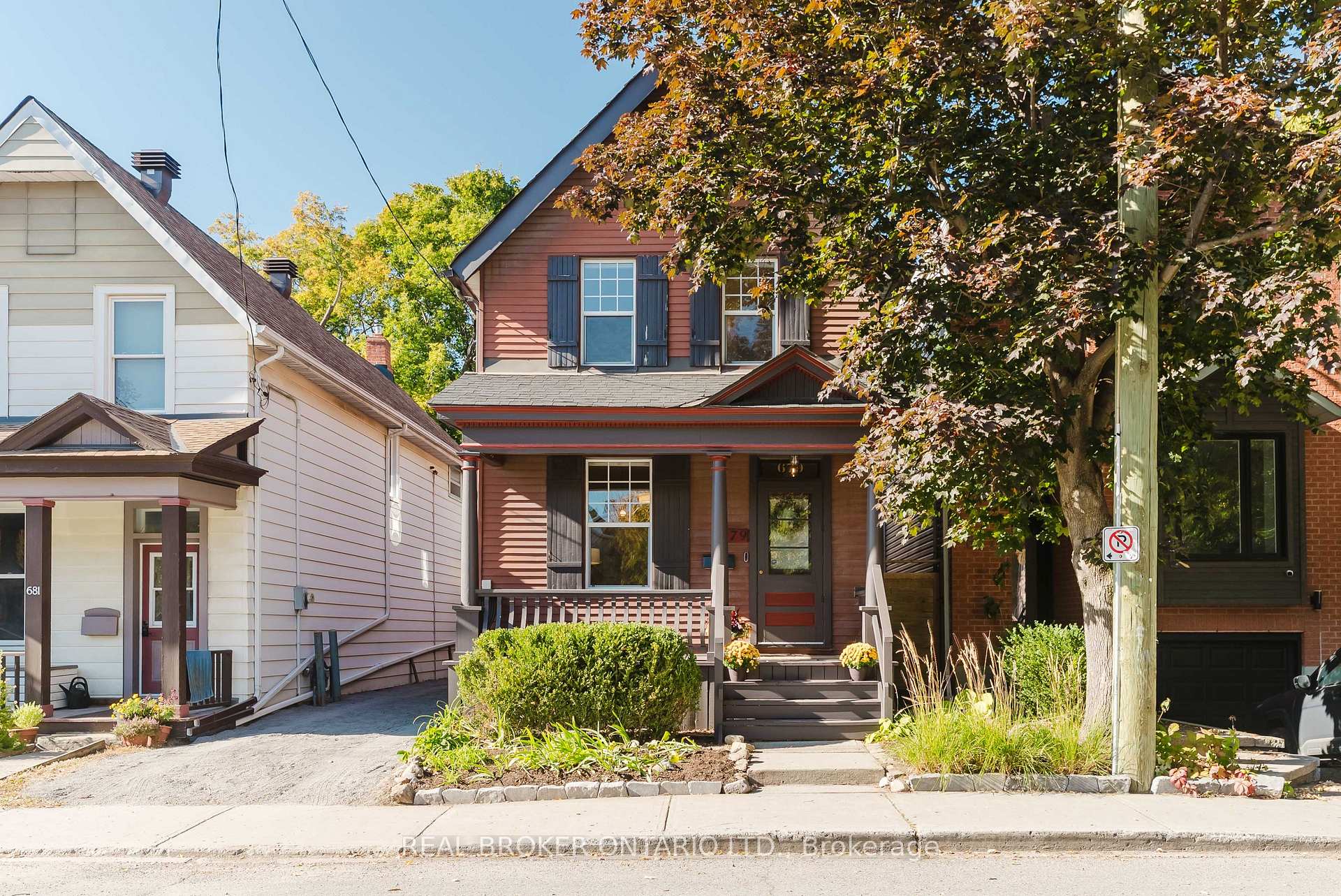 Photo 1 of 679 Cooper Street, Ottawa, Ottawa Centre — HOMEH