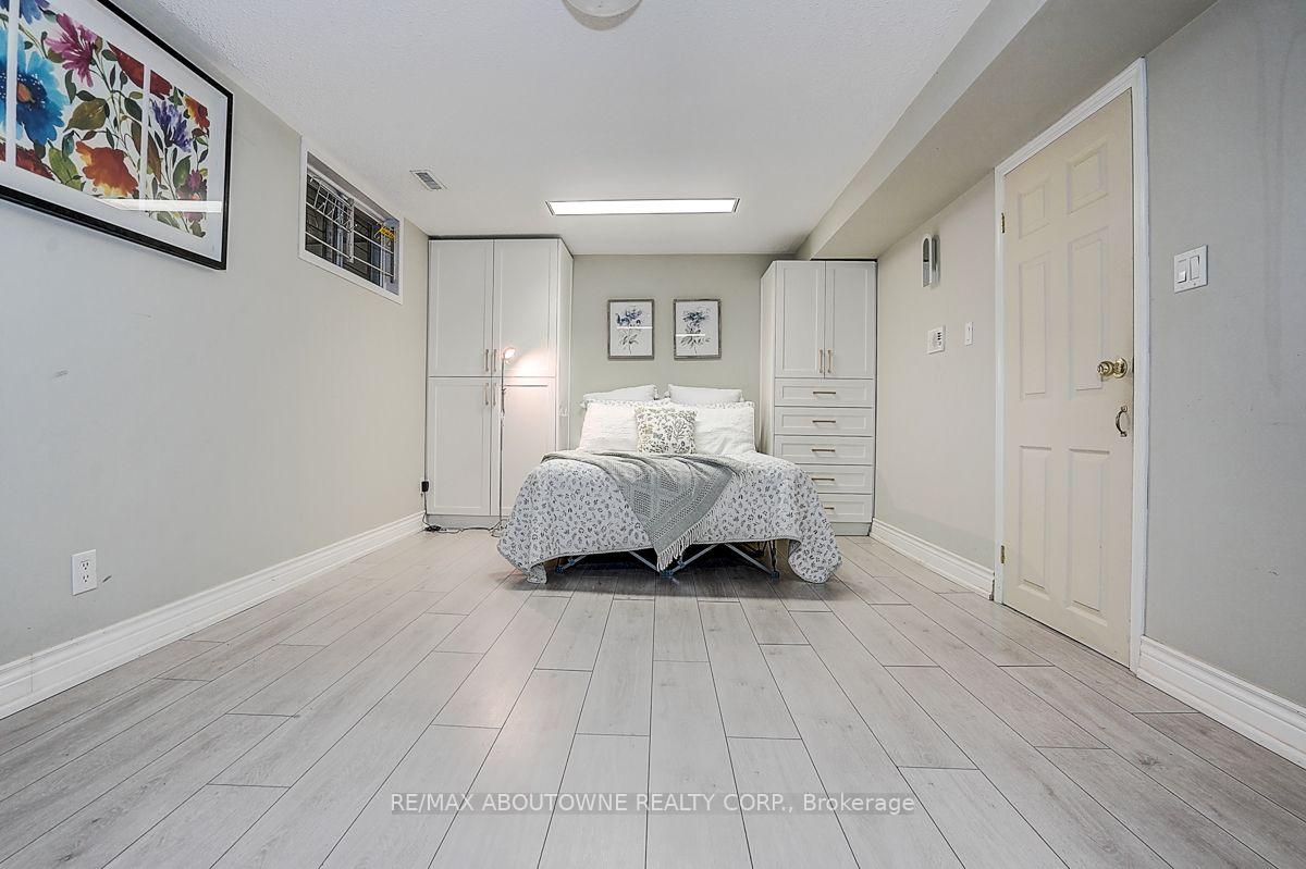 Photo 41 of 99 Brahms Avenue, North York, Hillcrest Village — HOMEH