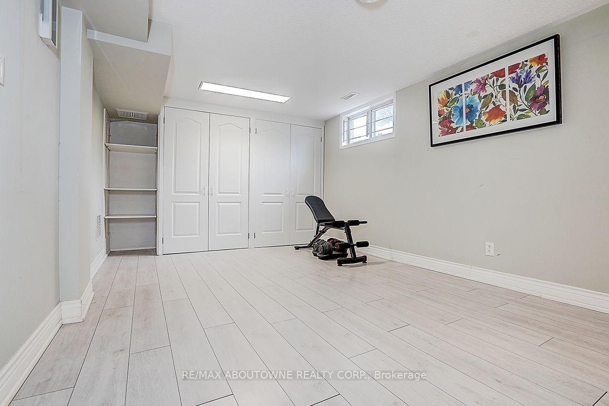Photo 42 of 99 Brahms Avenue, North York, Hillcrest Village — HOMEH