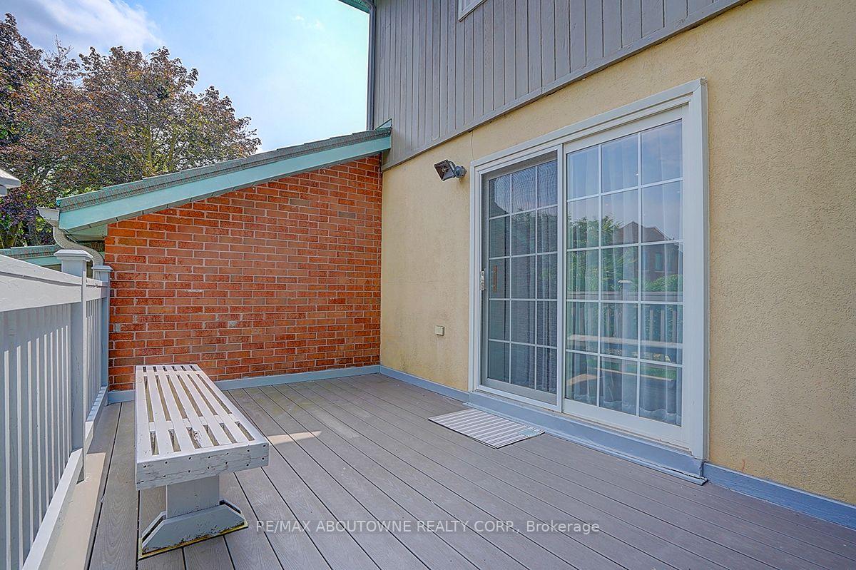 Photo 48 of 99 Brahms Avenue, North York, Hillcrest Village — HOMEH