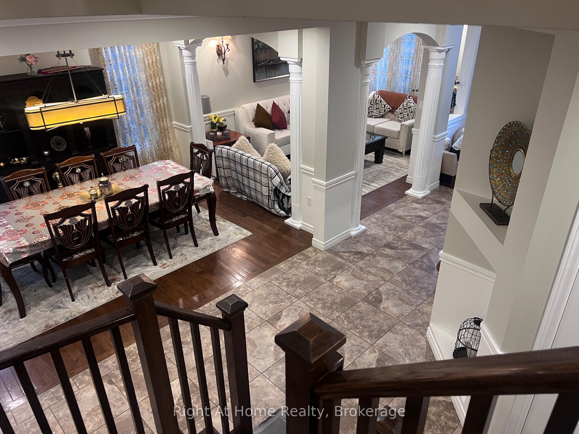 Photo 19 of Unit Upper, 52 Lorupe Court, Hamilton, Meadowlands — HOMEH