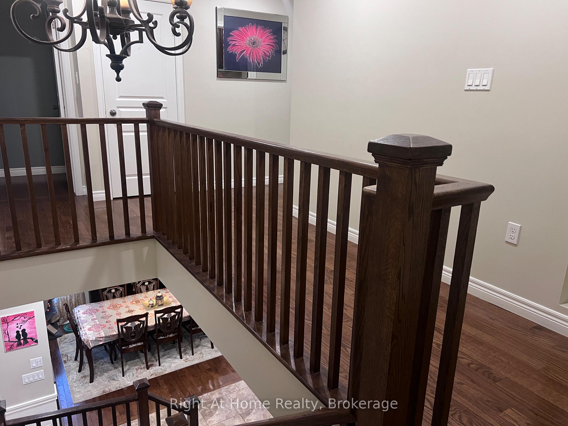 Photo 20 of Unit Upper, 52 Lorupe Court, Hamilton, Meadowlands — HOMEH