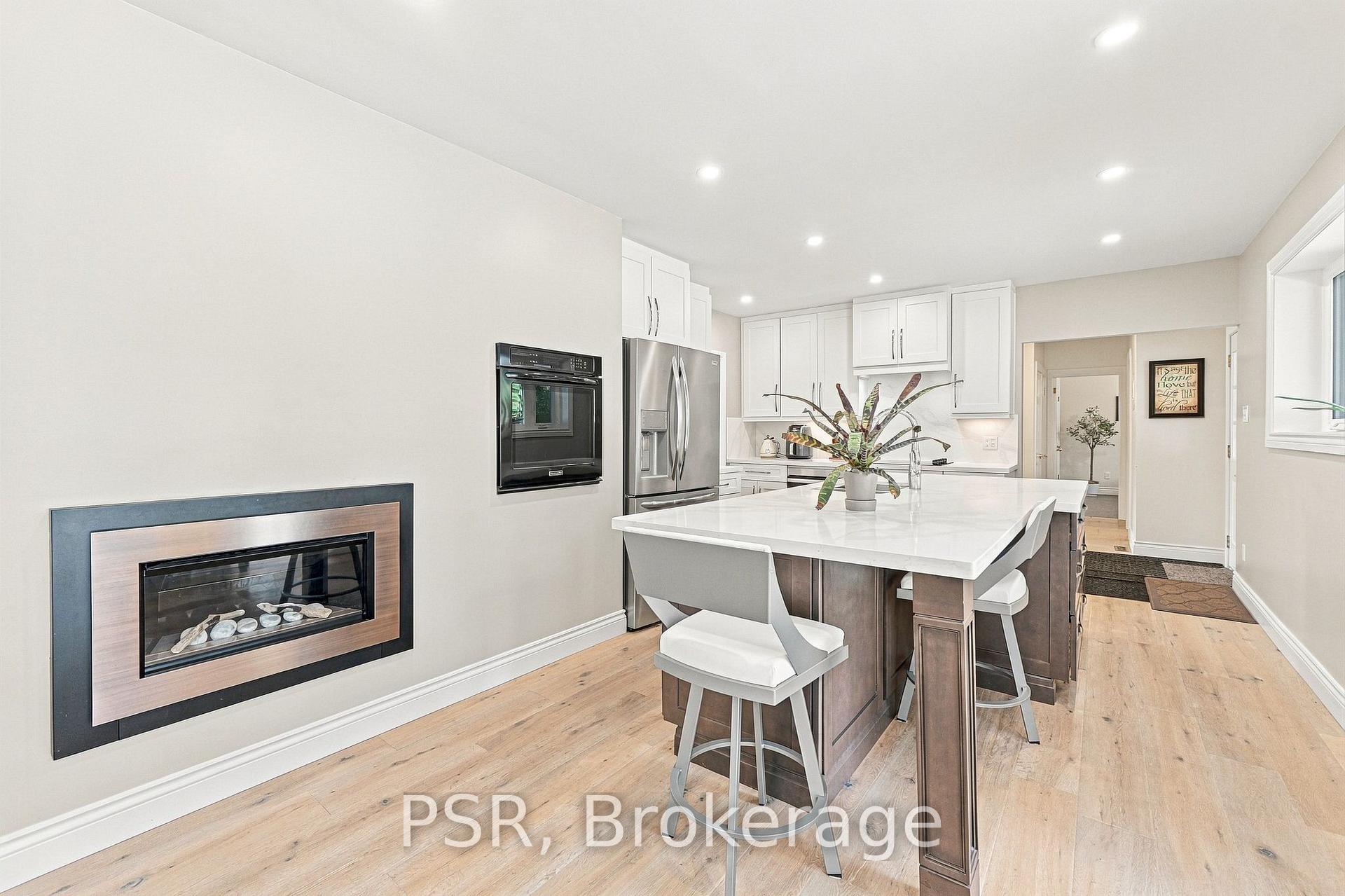 Photo 10 of 15 Valleyview Road, Halton Hills, Georgetown — HOMEH