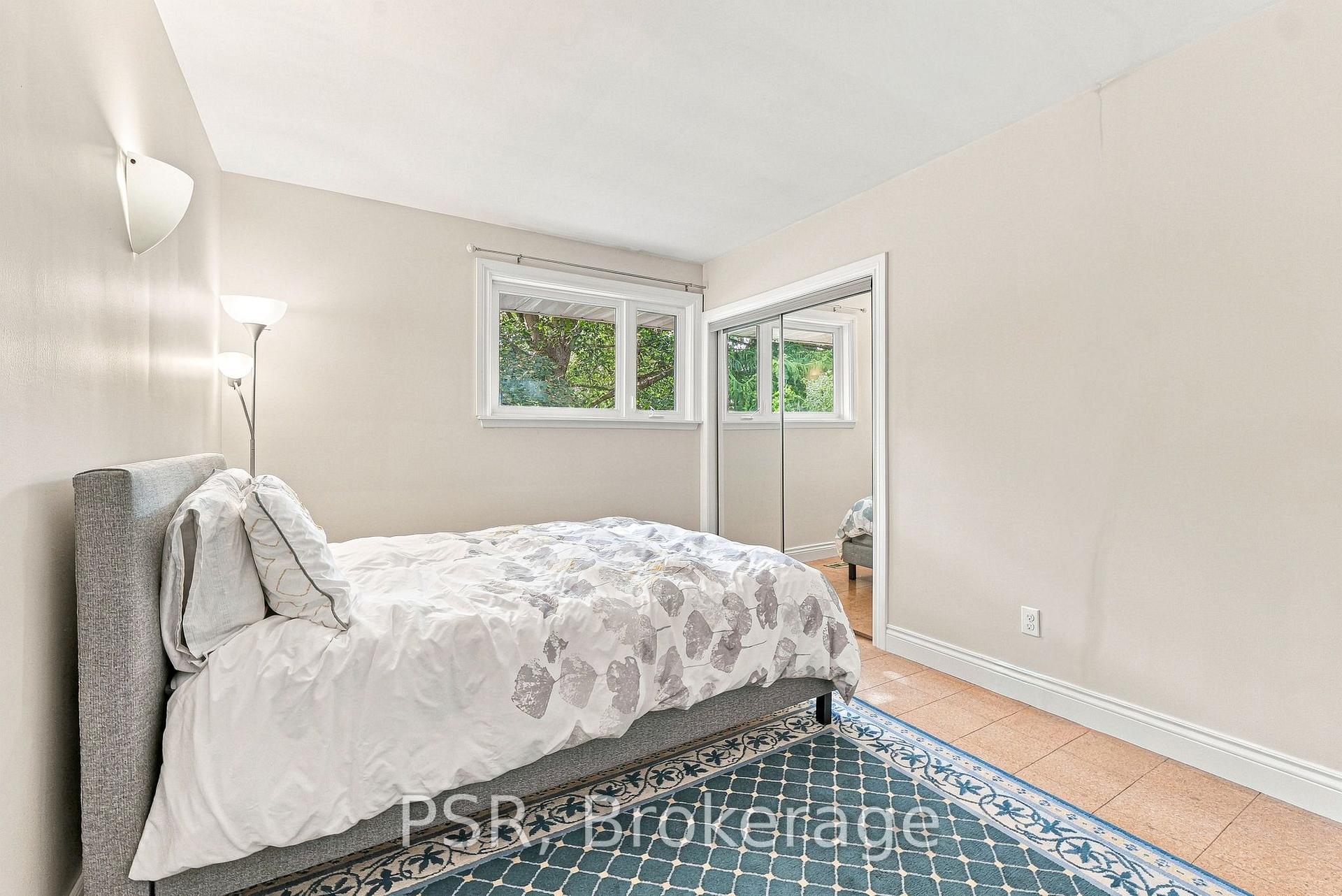 Photo 23 of 15 Valleyview Road, Halton Hills, Georgetown — HOMEH