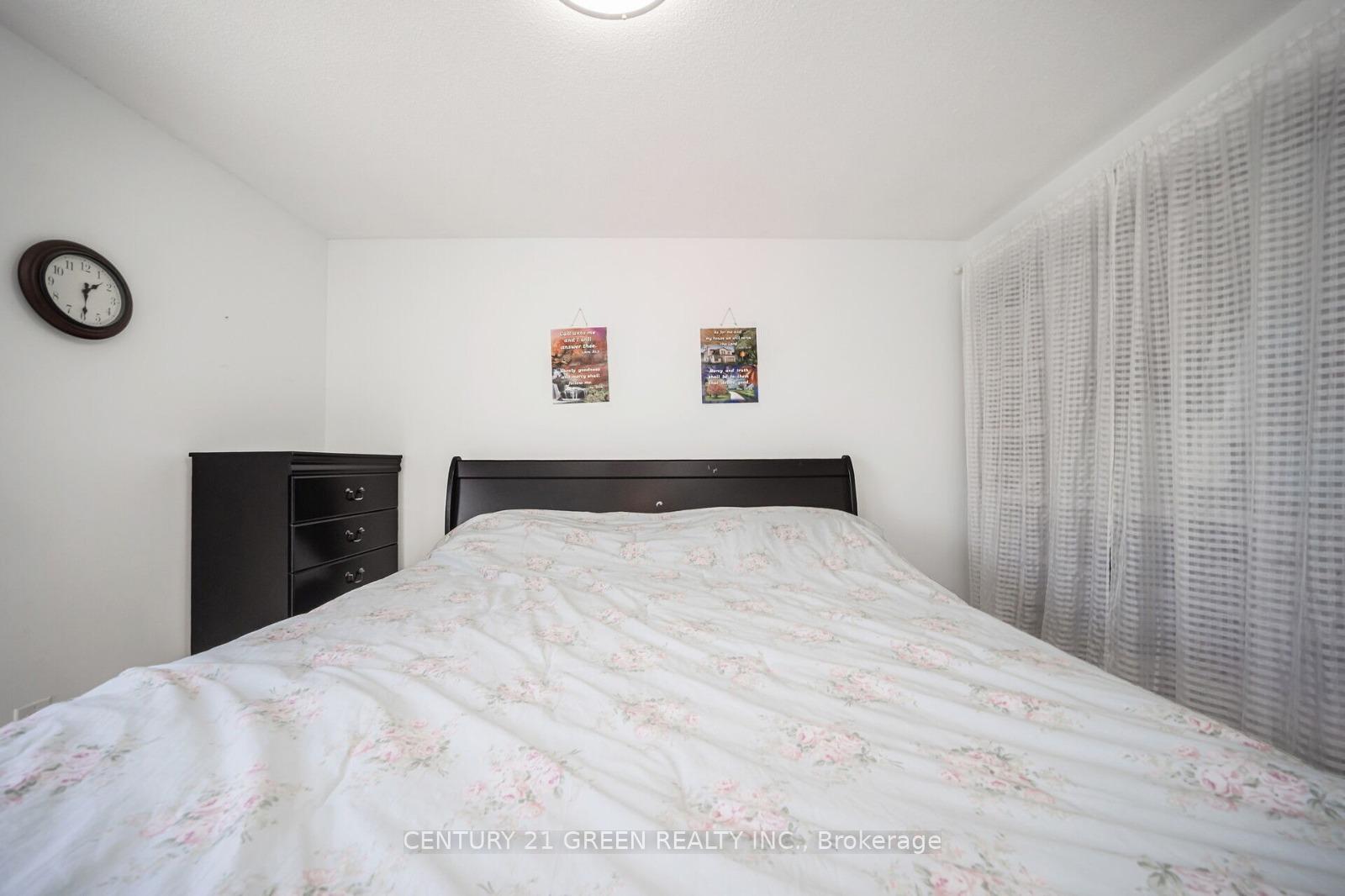Photo 17 of 24 Jackman Drive, Brampton, Northgate — HOMEH