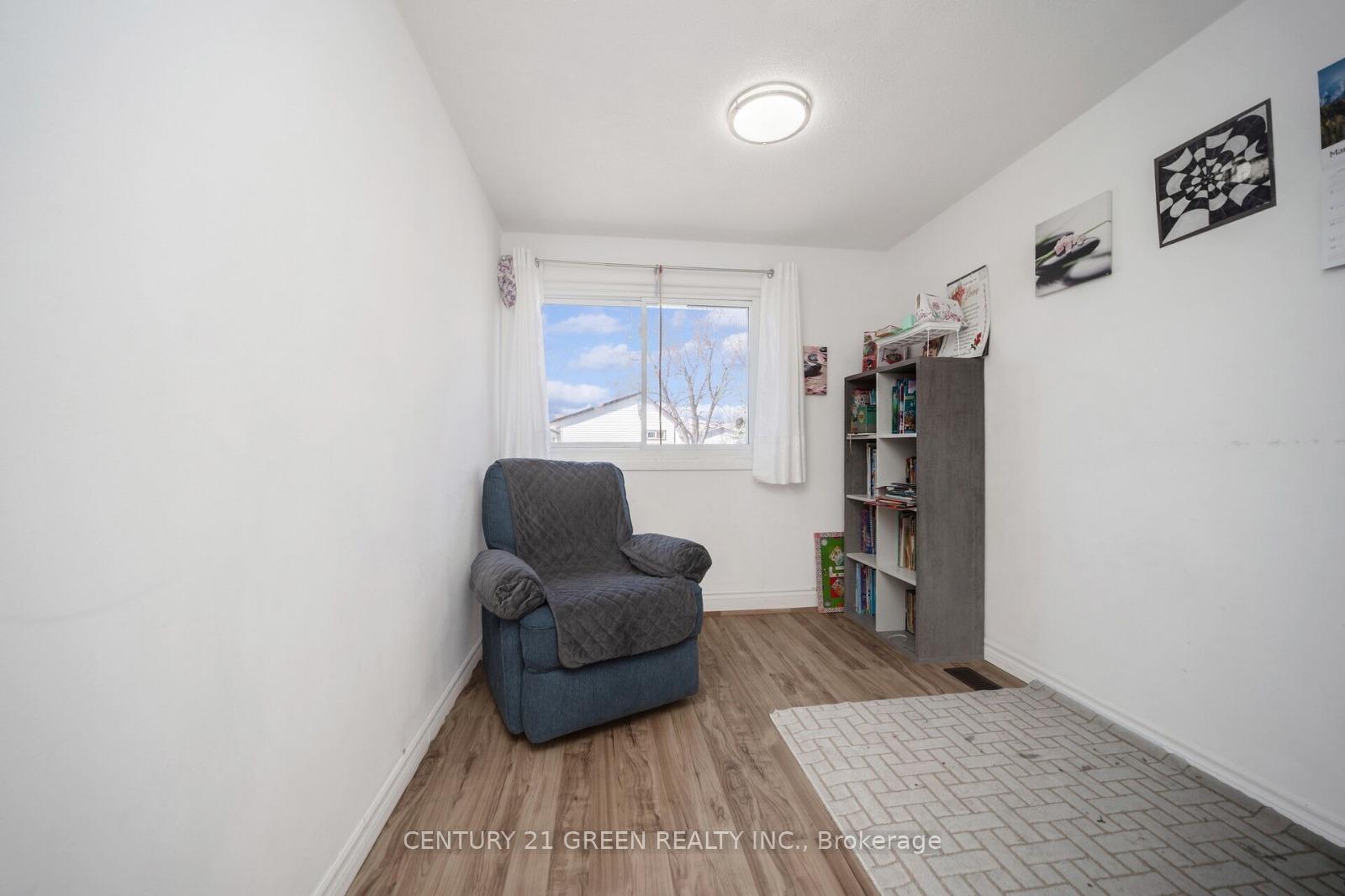 Photo 26 of 24 Jackman Drive, Brampton, Northgate — HOMEH