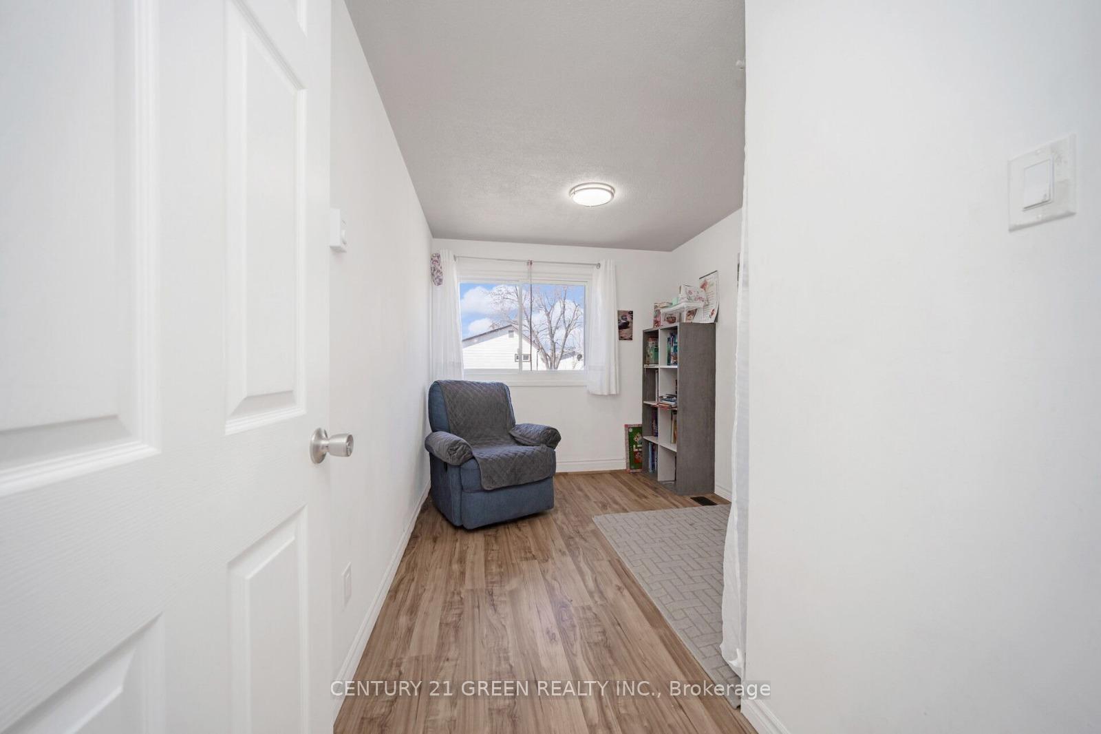 Photo 29 of 24 Jackman Drive, Brampton, Northgate — HOMEH
