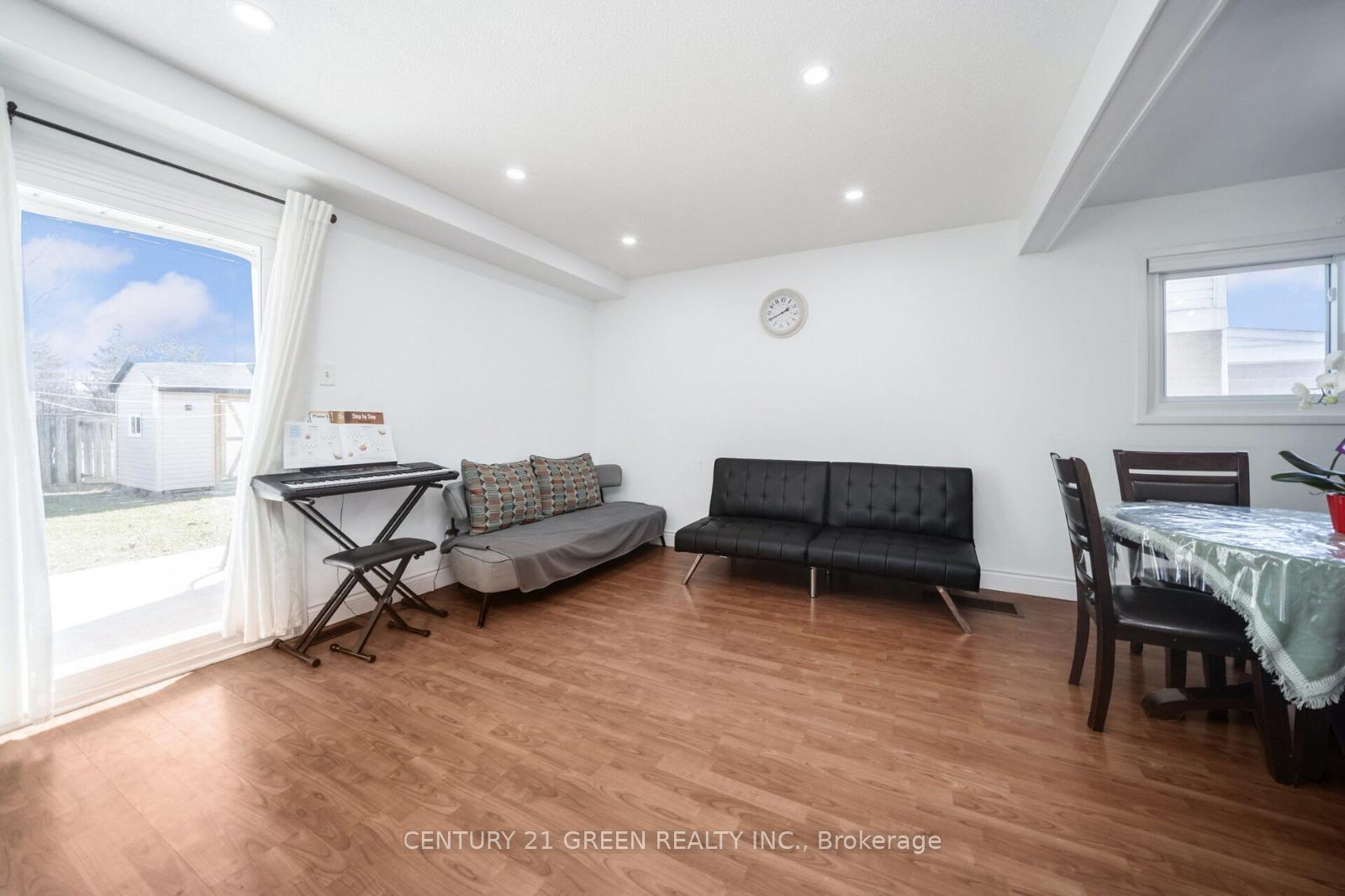 Photo 39 of 24 Jackman Drive, Brampton, Northgate — HOMEH