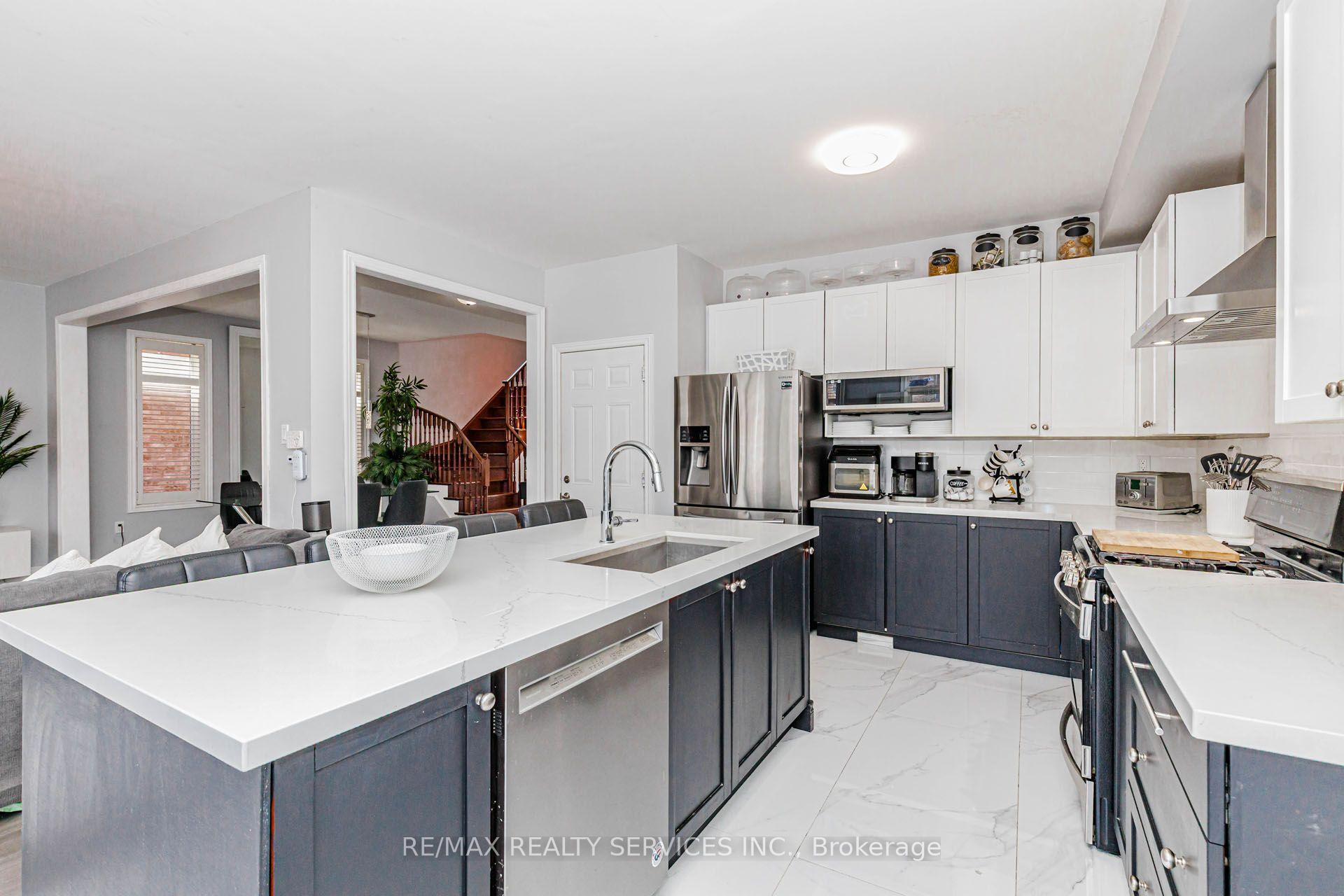 Photo 21 of 61 Sugarcane Avenue, Brampton, Sandringham-Wellington — HOMEH