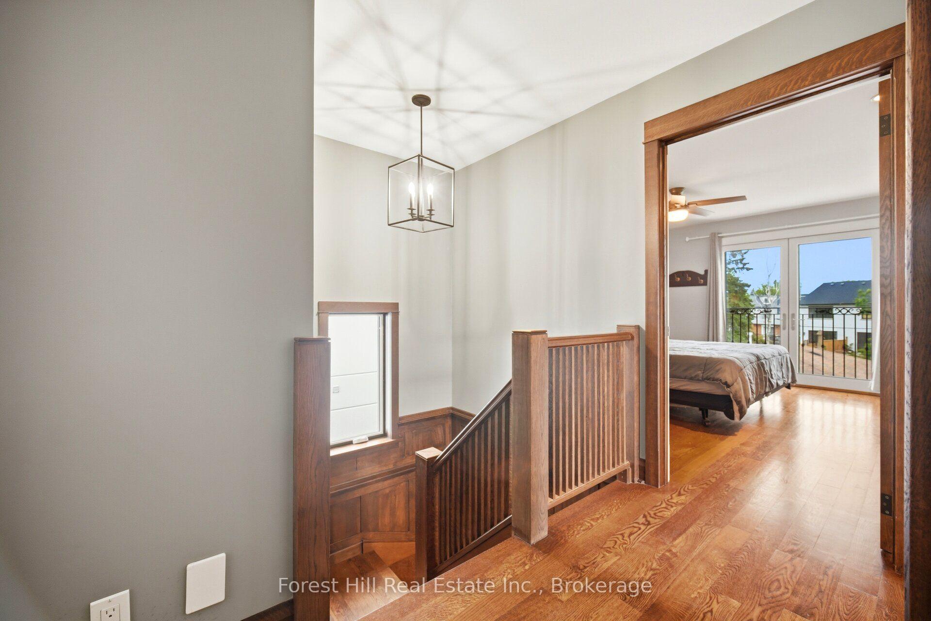 Photo 14 of 39 Broadview Avenue, Mississauga, Port Credit — HOMEH