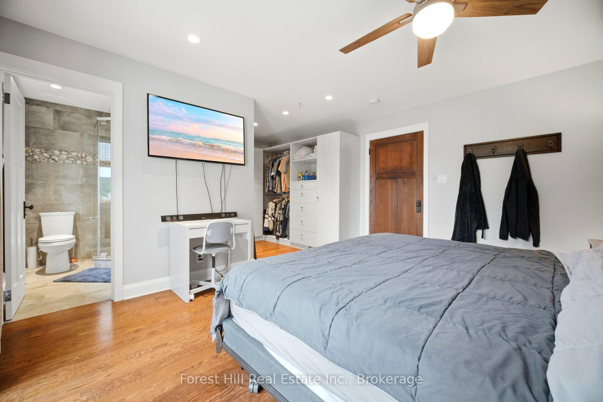 Photo 17 of 39 Broadview Avenue, Mississauga, Port Credit — HOMEH