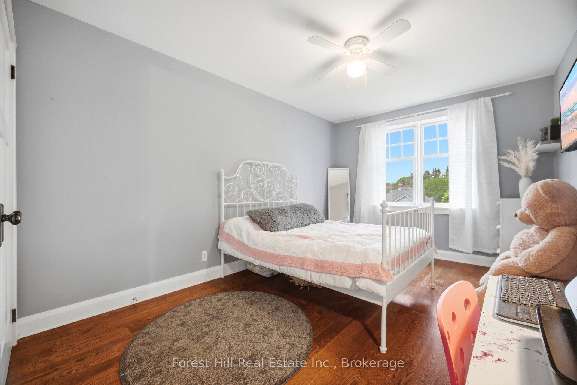 Photo 20 of 39 Broadview Avenue, Mississauga, Port Credit — HOMEH