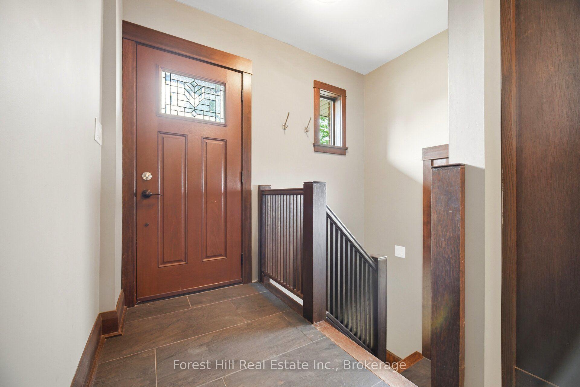 Photo 24 of 39 Broadview Avenue, Mississauga, Port Credit — HOMEH