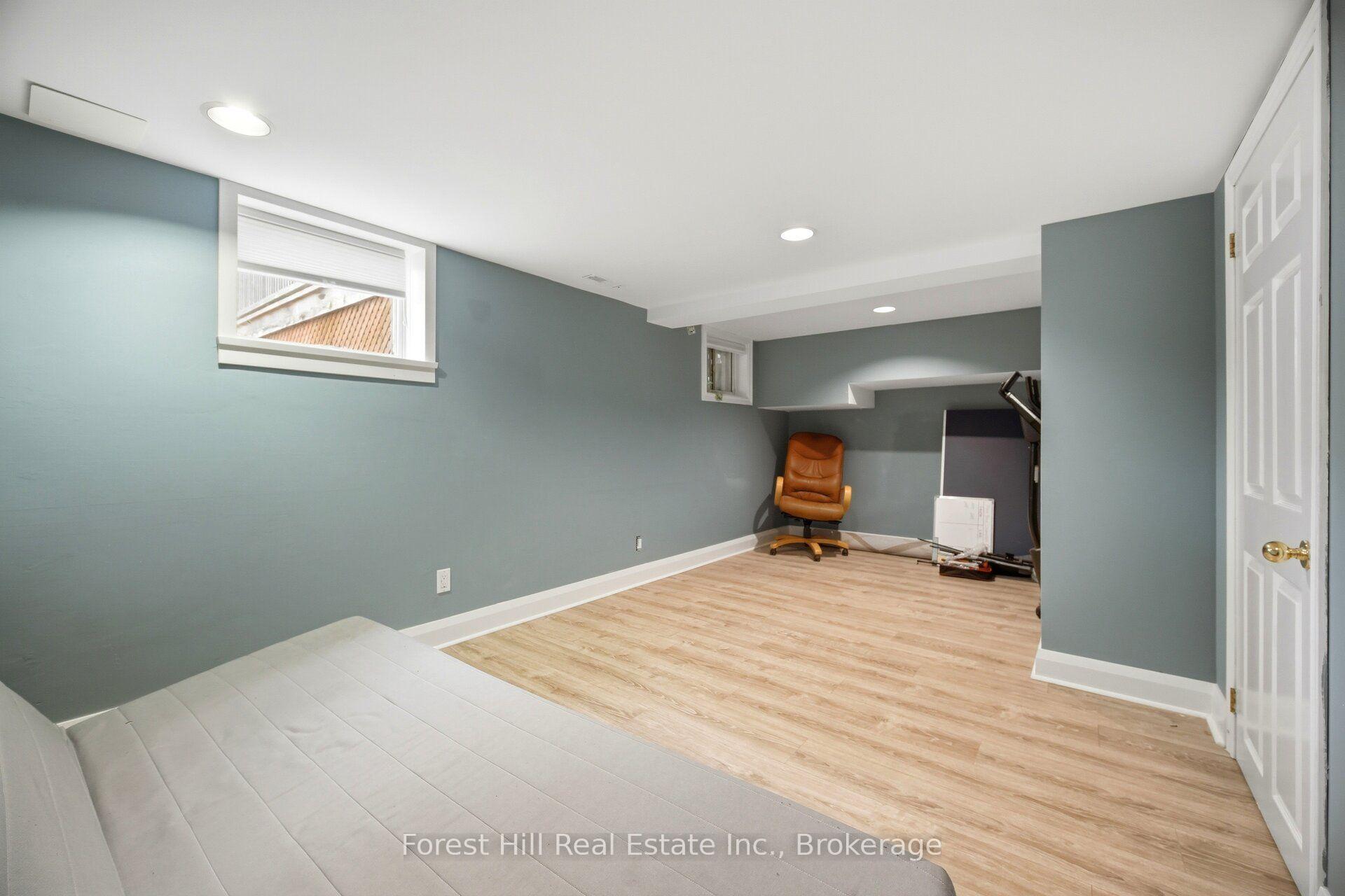 Photo 27 of 39 Broadview Avenue, Mississauga, Port Credit — HOMEH