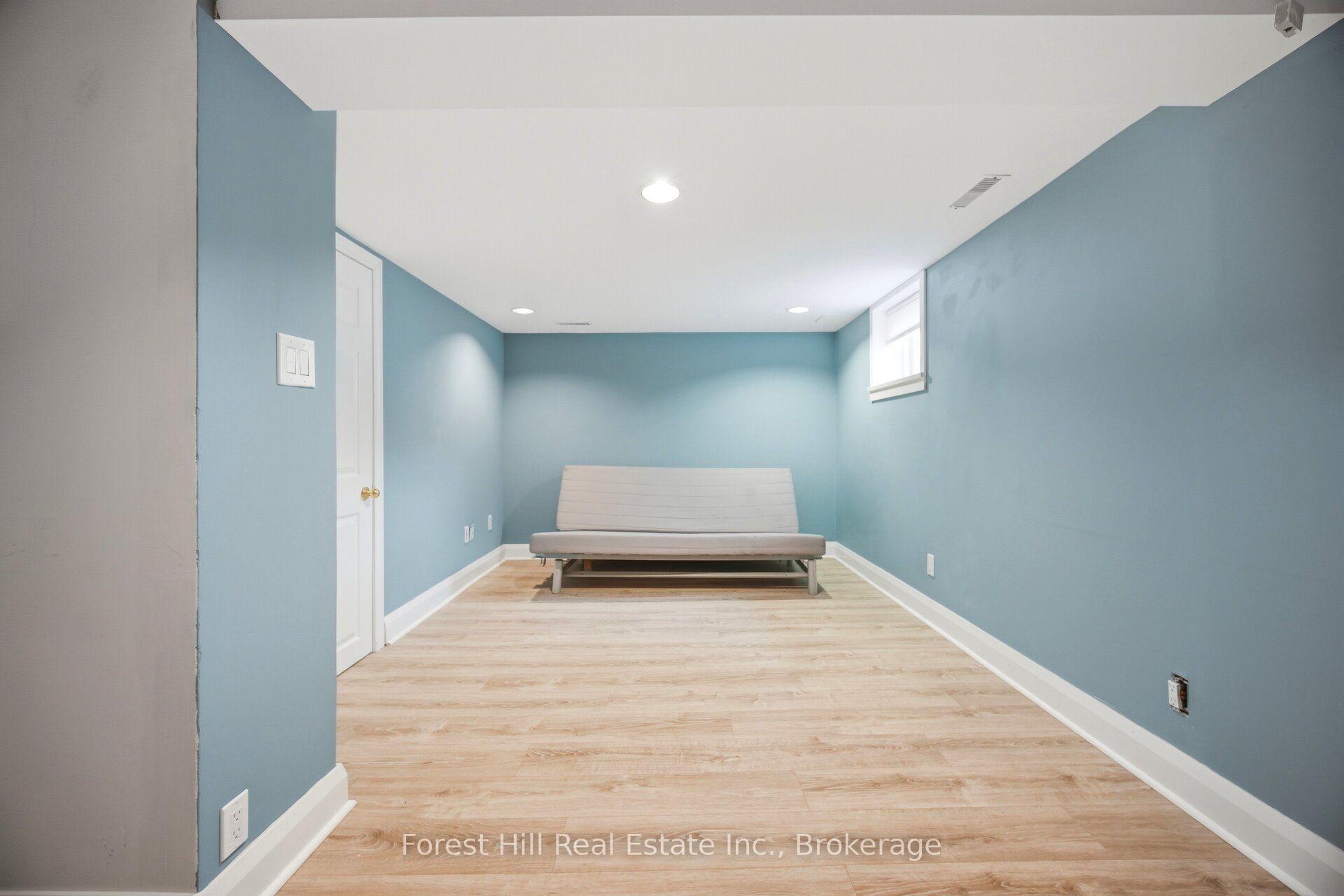 Photo 28 of 39 Broadview Avenue, Mississauga, Port Credit — HOMEH