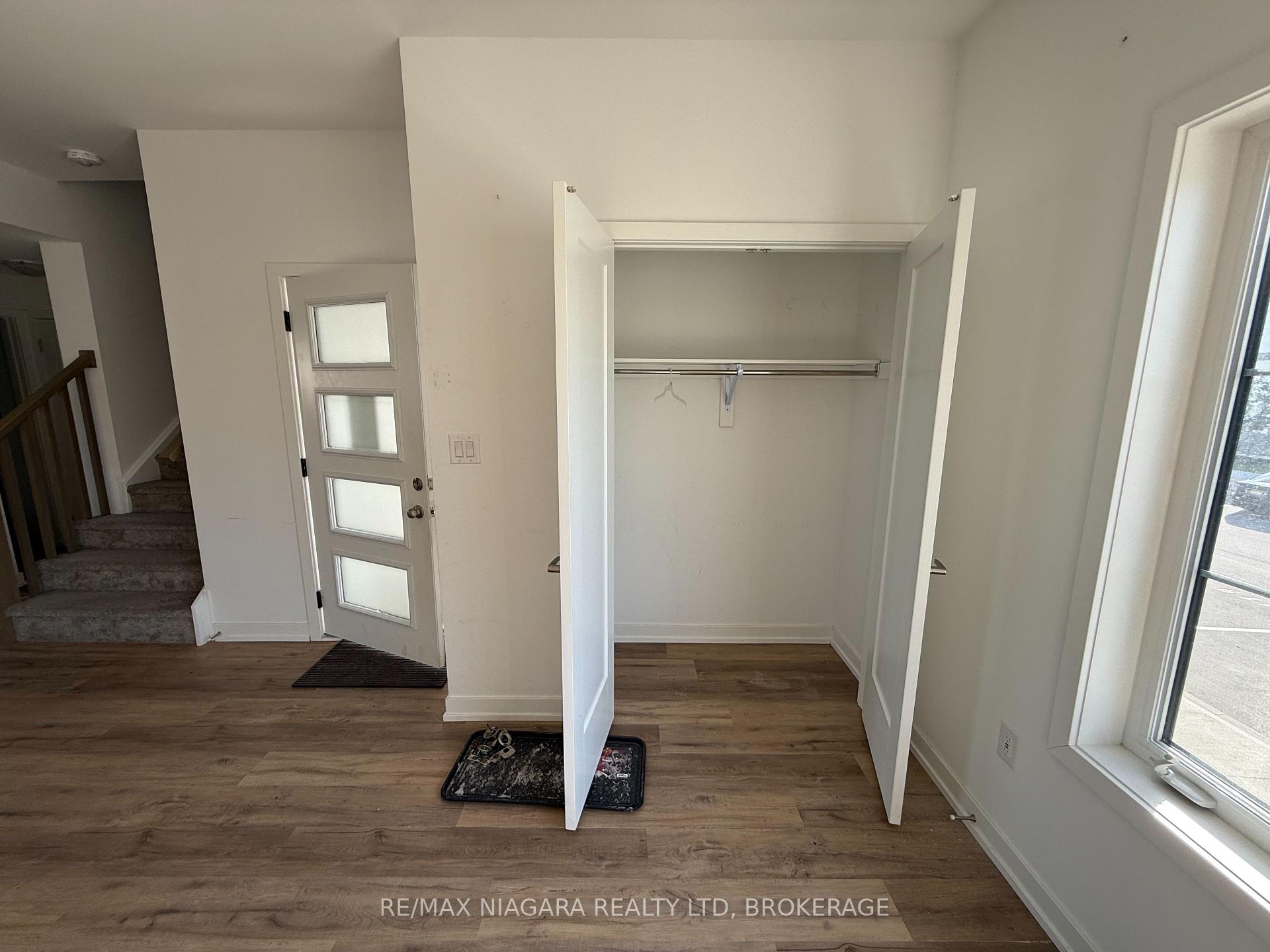 Photo 4 of Unit 824, 4263 Fourth Avenue, Niagara Falls, Downtown — HOMEH