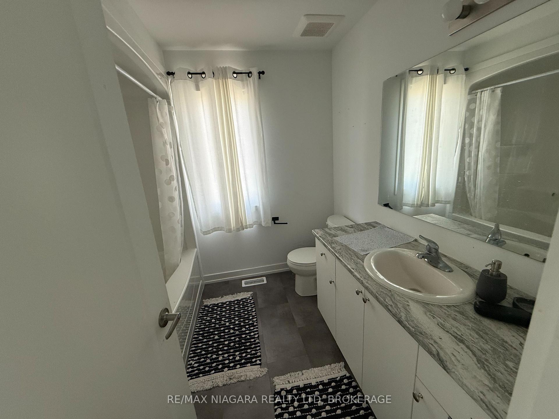 Photo 9 of Unit 824, 4263 Fourth Avenue, Niagara Falls, Downtown — HOMEH