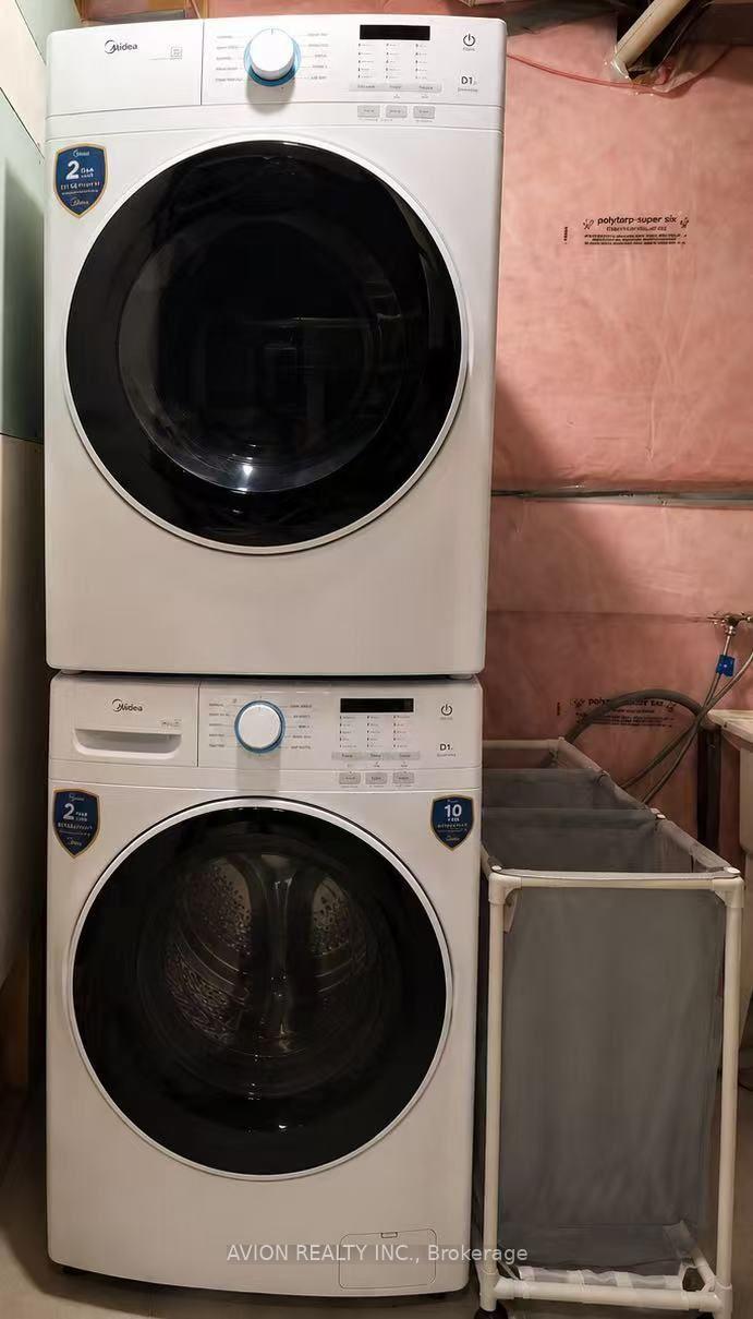 Photo 13 of Unit Basement, 26 Wendelyn Drive, Richmond Hill, Jefferson — HOMEH