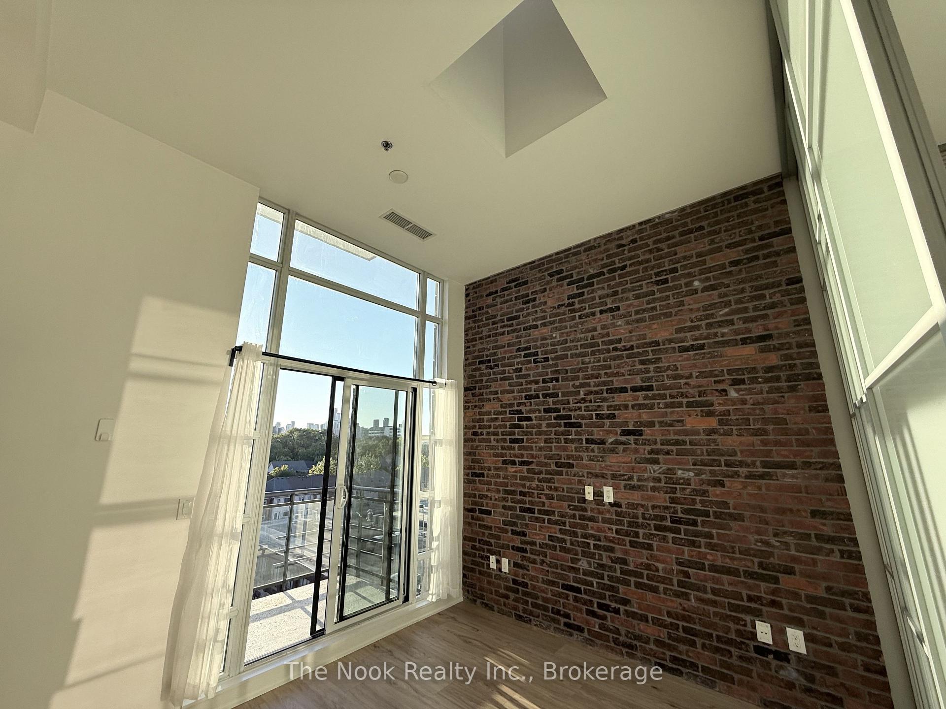 Photo 4 of Unit Ph712, 88 Colgate Avenue, Toronto, South Riverdale — HOMEH