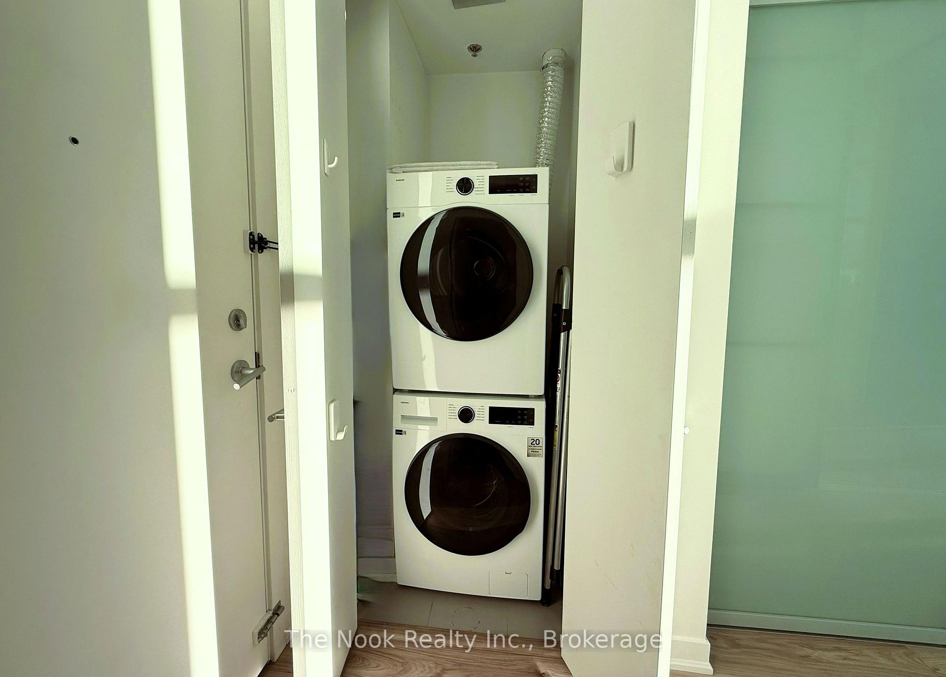 Photo 18 of Unit Ph712, 88 Colgate Avenue, Toronto, South Riverdale — HOMEH