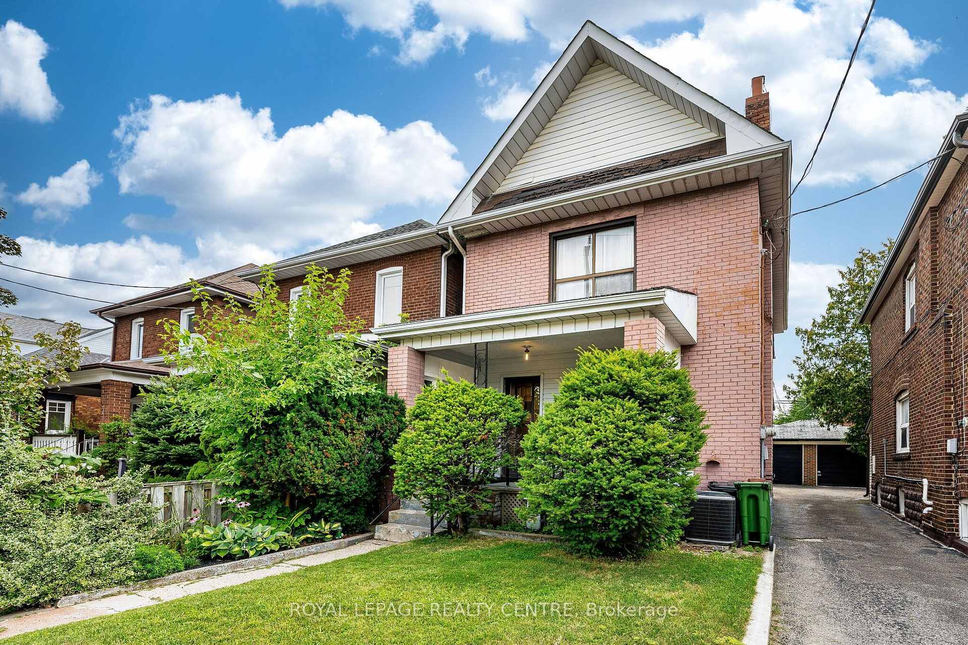 Photo 2 of 115 Priscilla Avenue, Toronto, Runnymede-Bloor West Village — HOMEH