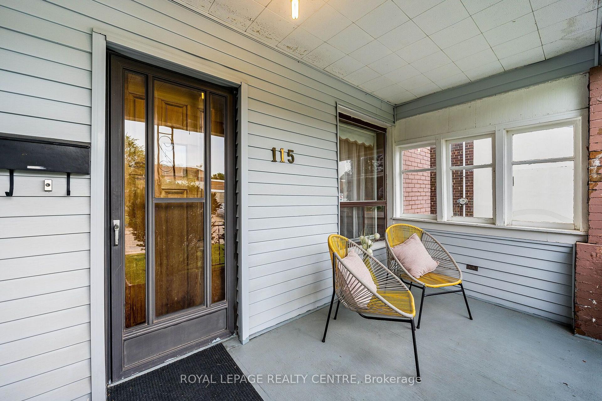 Photo 4 of 115 Priscilla Avenue, Toronto, Runnymede-Bloor West Village — HOMEH