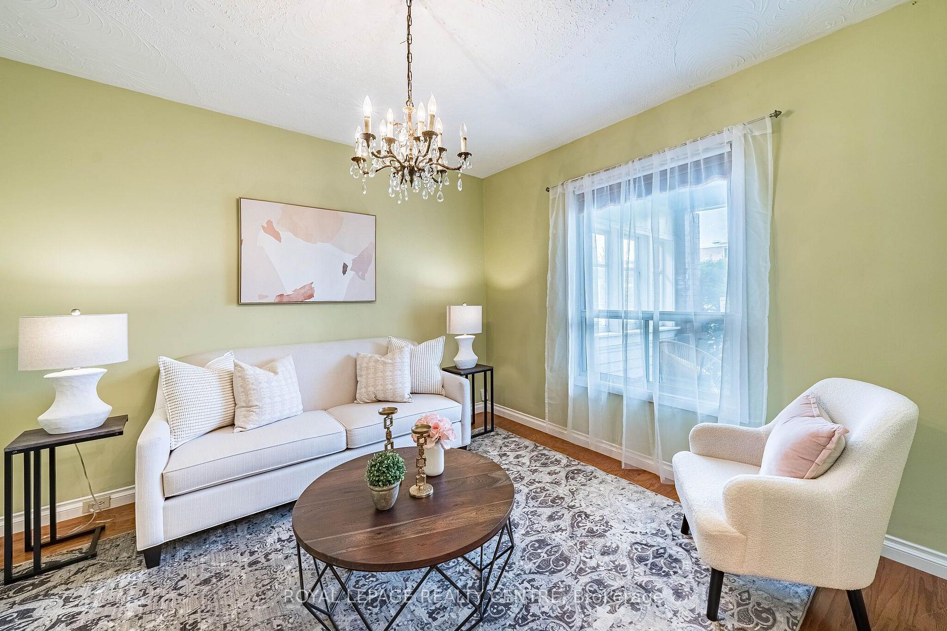 Photo 7 of 115 Priscilla Avenue, Toronto, Runnymede-Bloor West Village — HOMEH