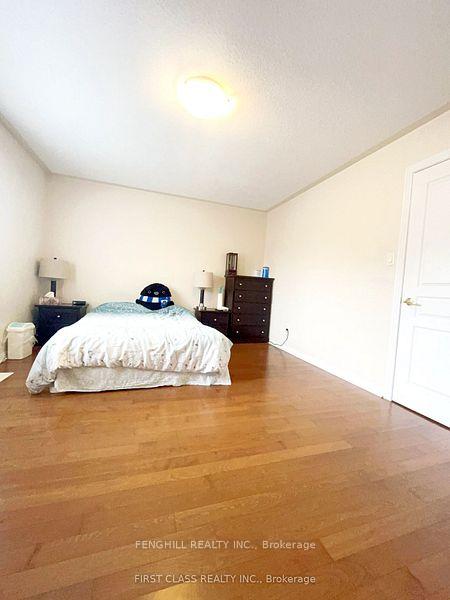 Photo 9 of 18 Magnotta Road, Markham, Cachet — HOMEH