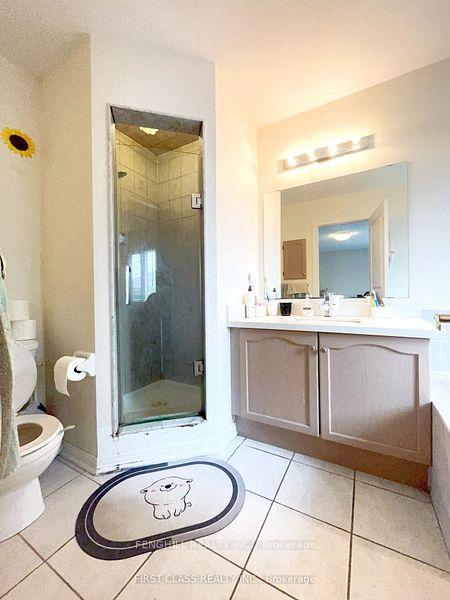 Photo 10 of 18 Magnotta Road, Markham, Cachet — HOMEH