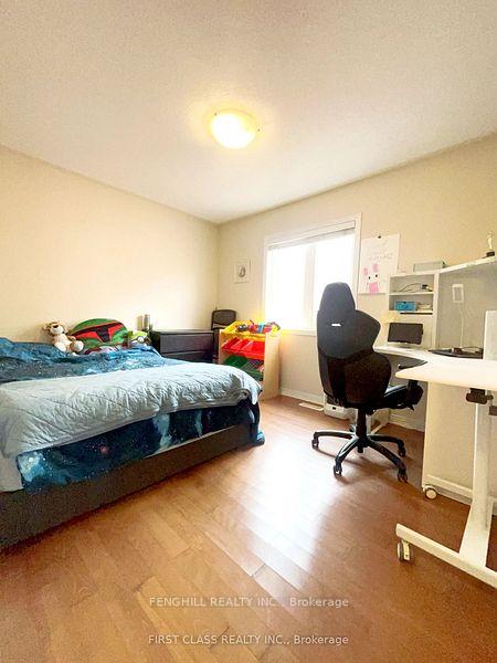 Photo 17 of 18 Magnotta Road, Markham, Cachet — HOMEH